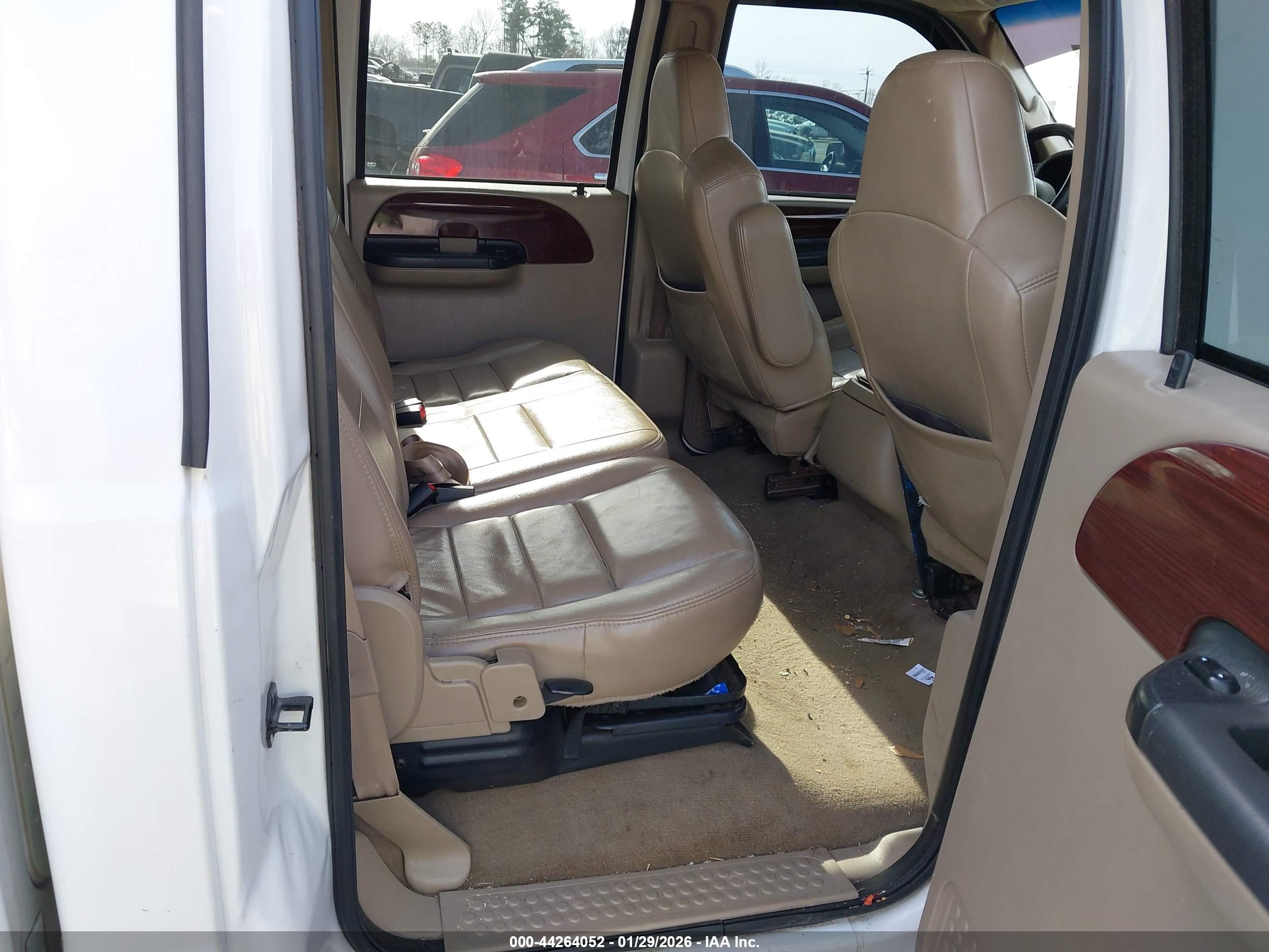 FORD F-350 image 8