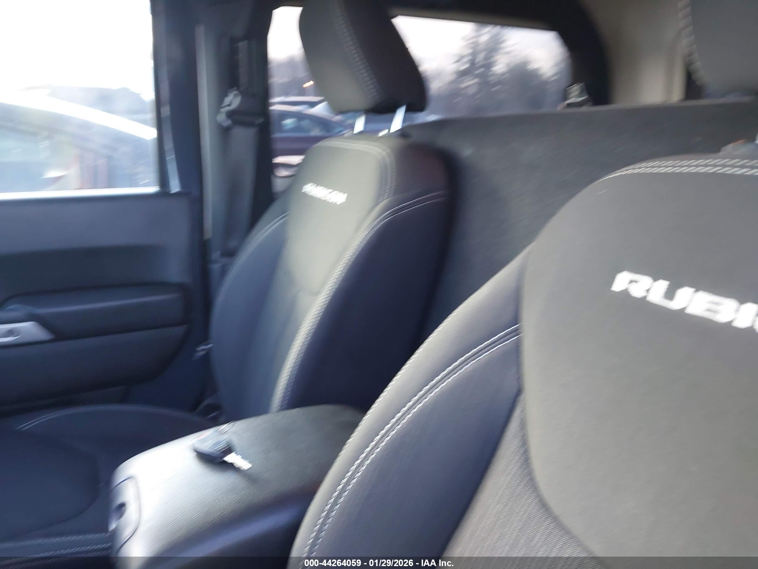 JEEP WRANGLER image 8