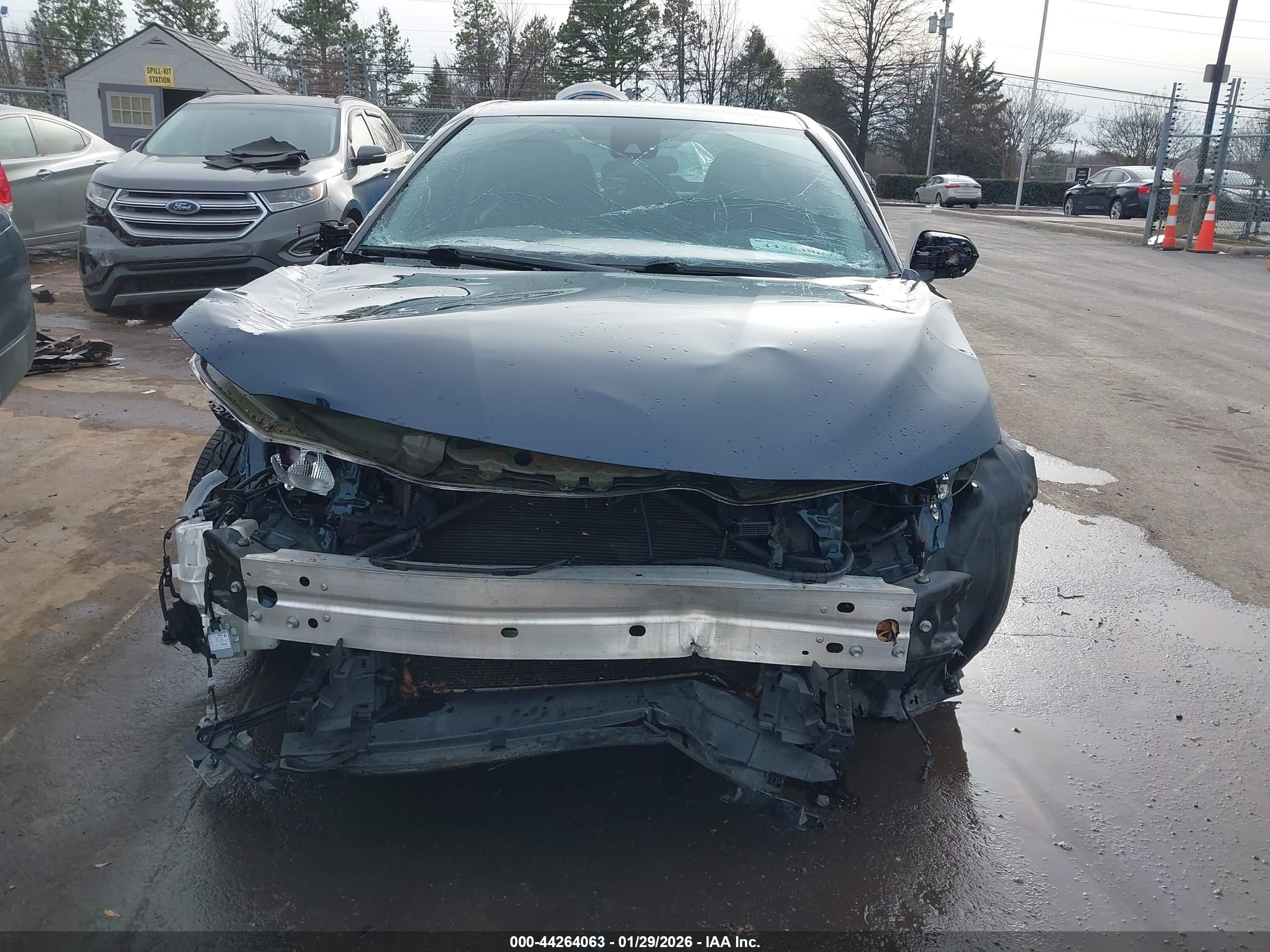 TOYOTA CAMRY image 6