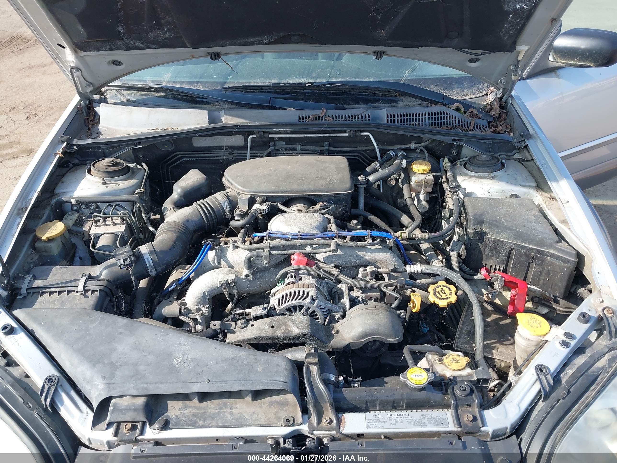 SUBARU OUTBACK image 10