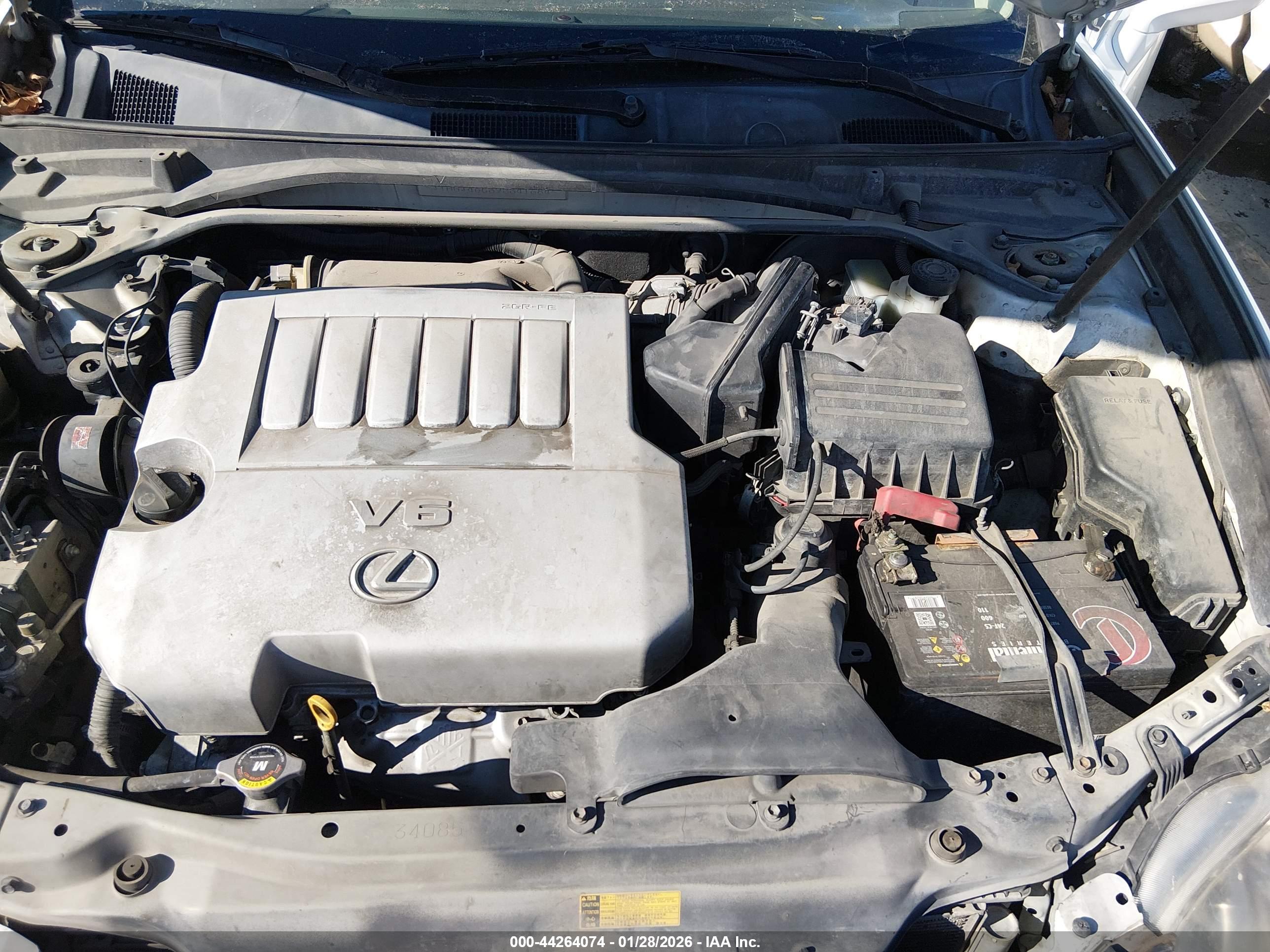 LEXUS ES image 10