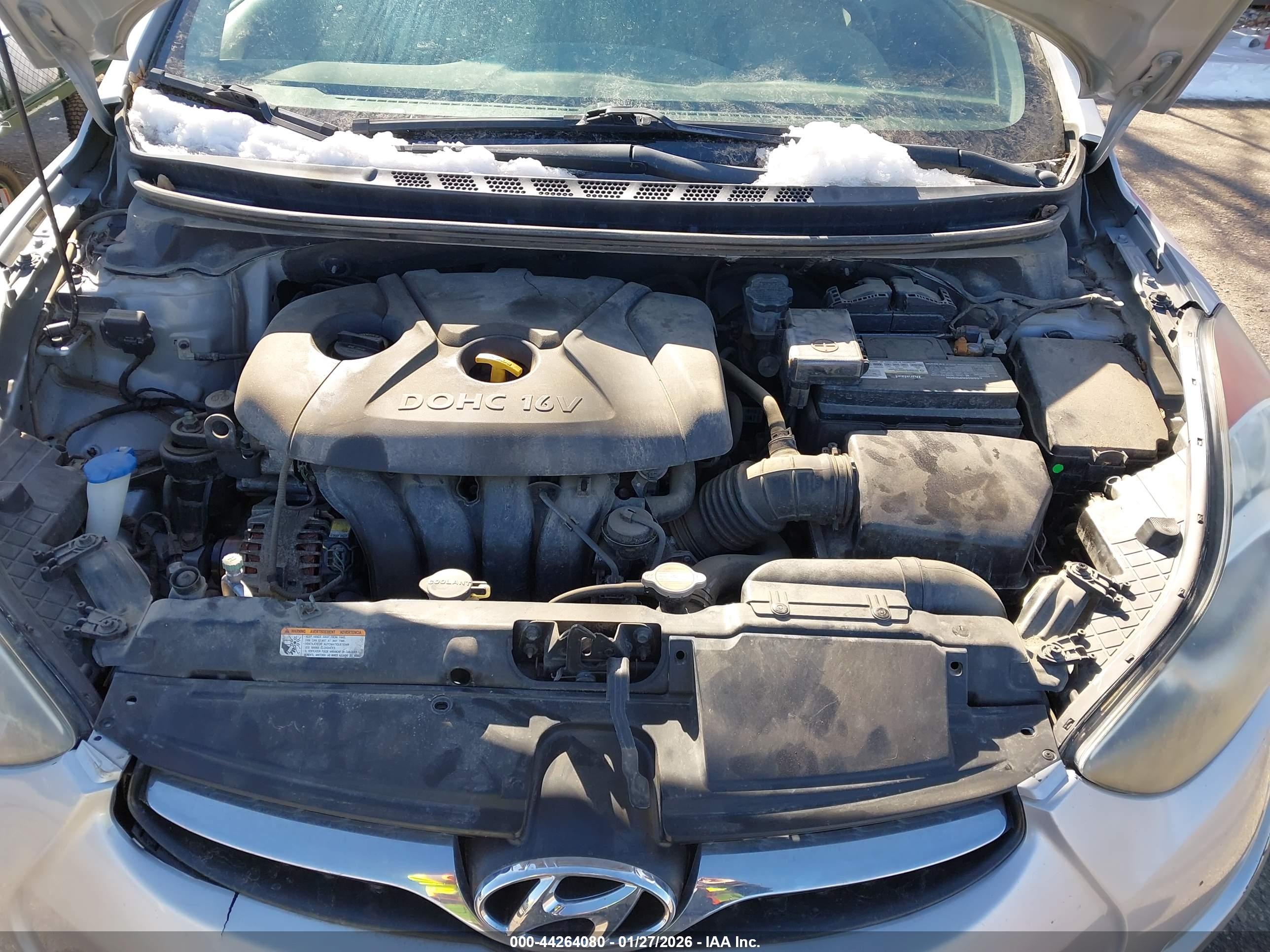 HYUNDAI ELANTRA image 10