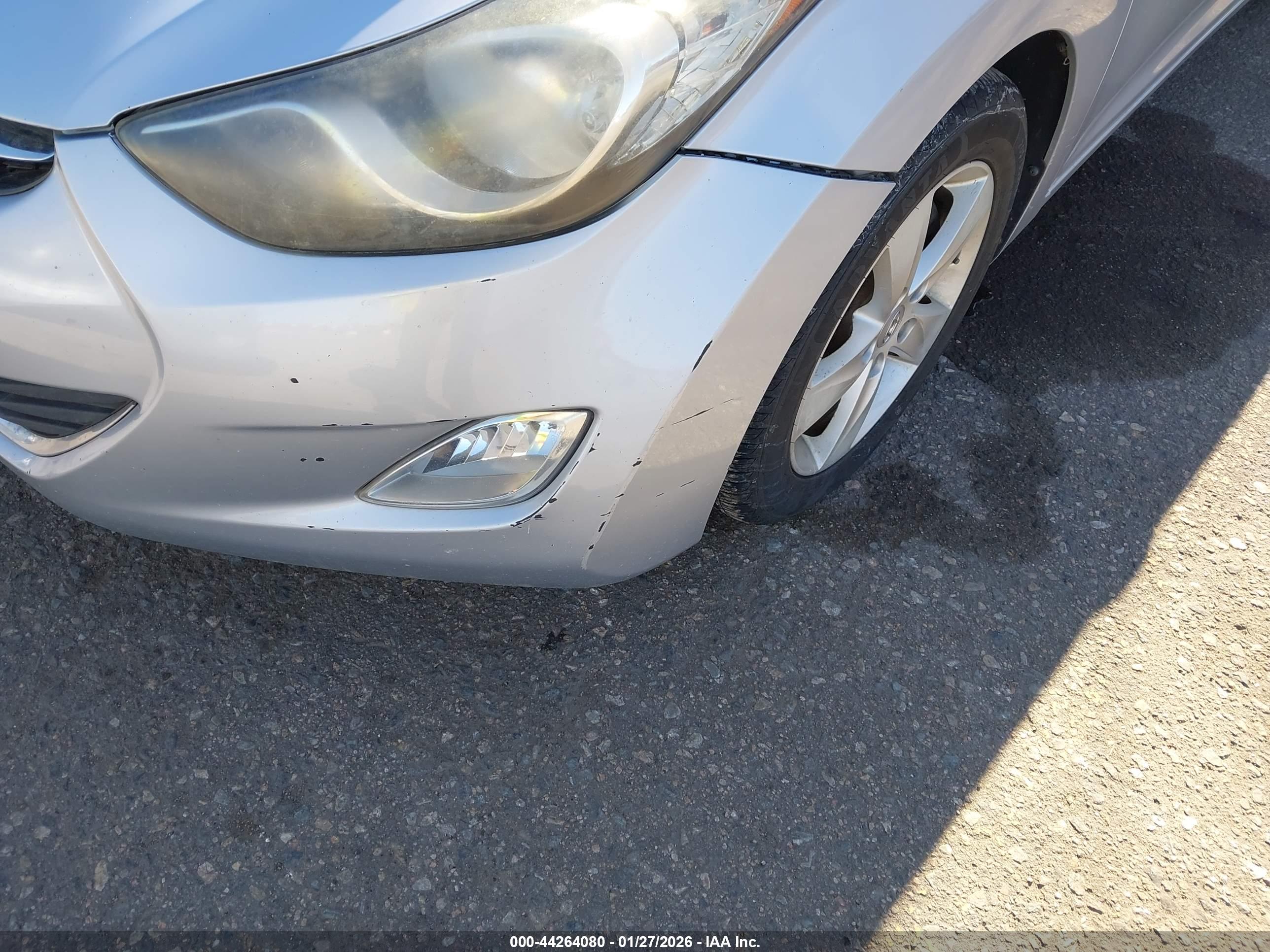 HYUNDAI ELANTRA image 6
