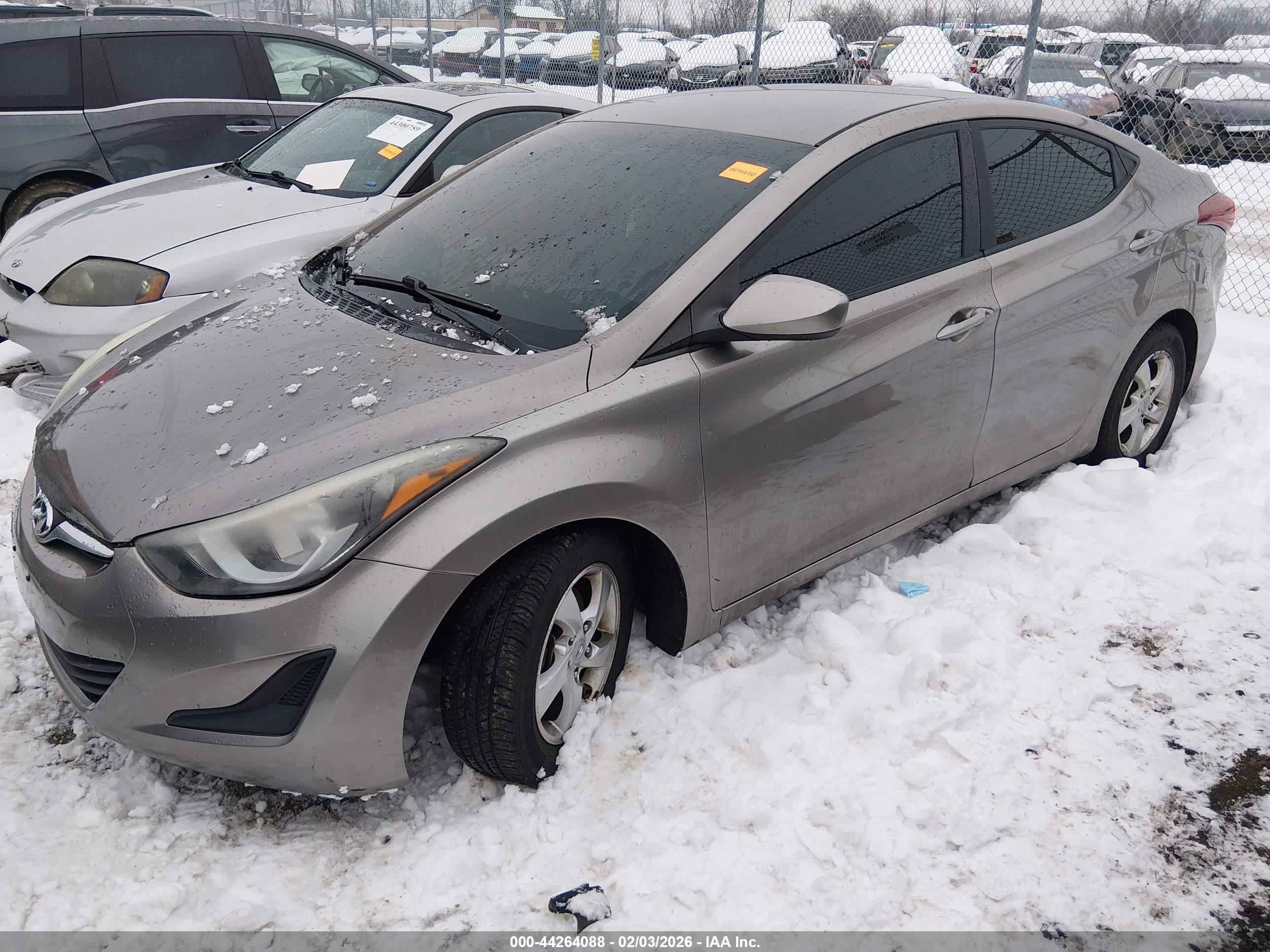 HYUNDAI ELANTRA image 2