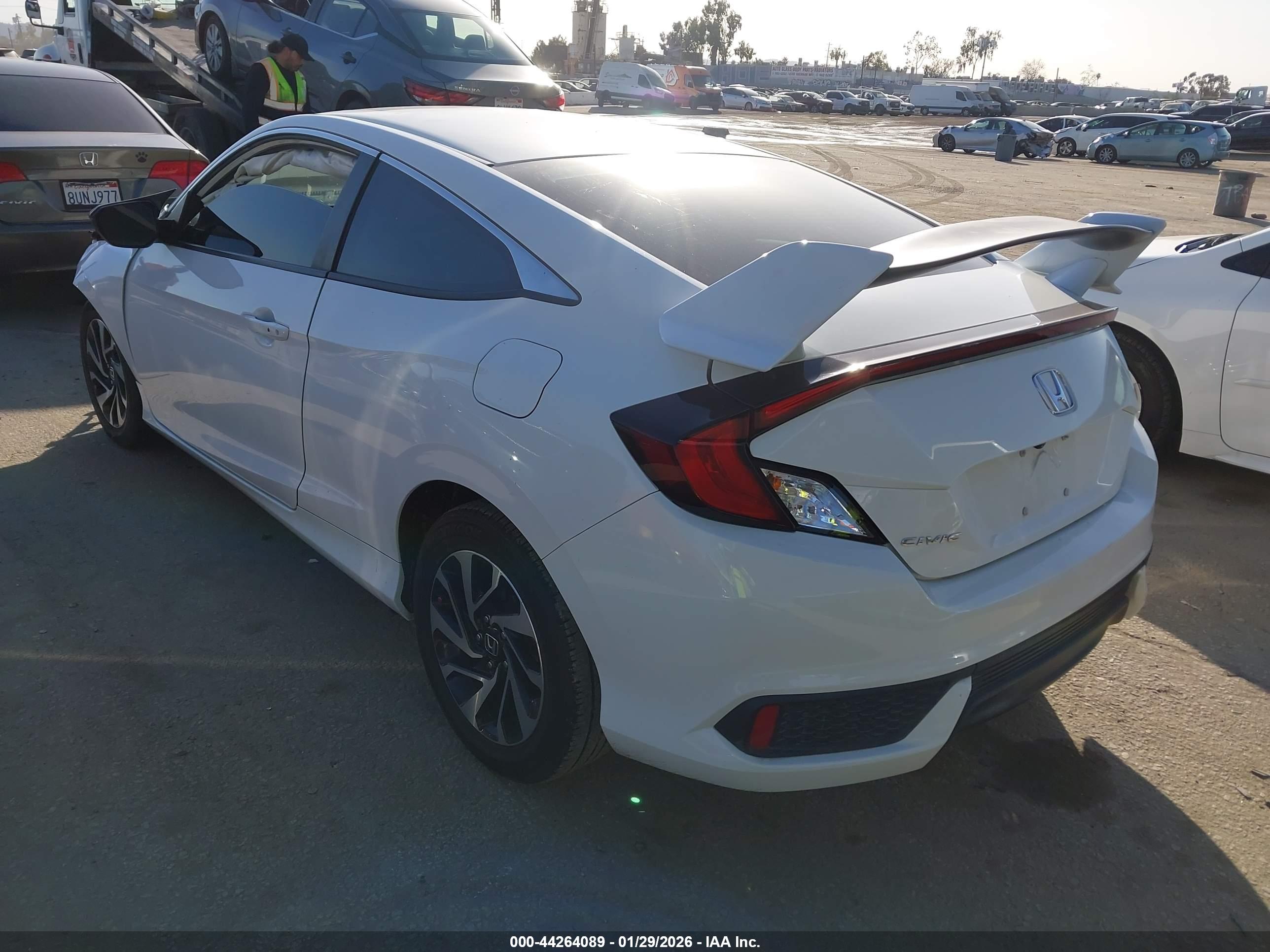 HONDA CIVIC image 3