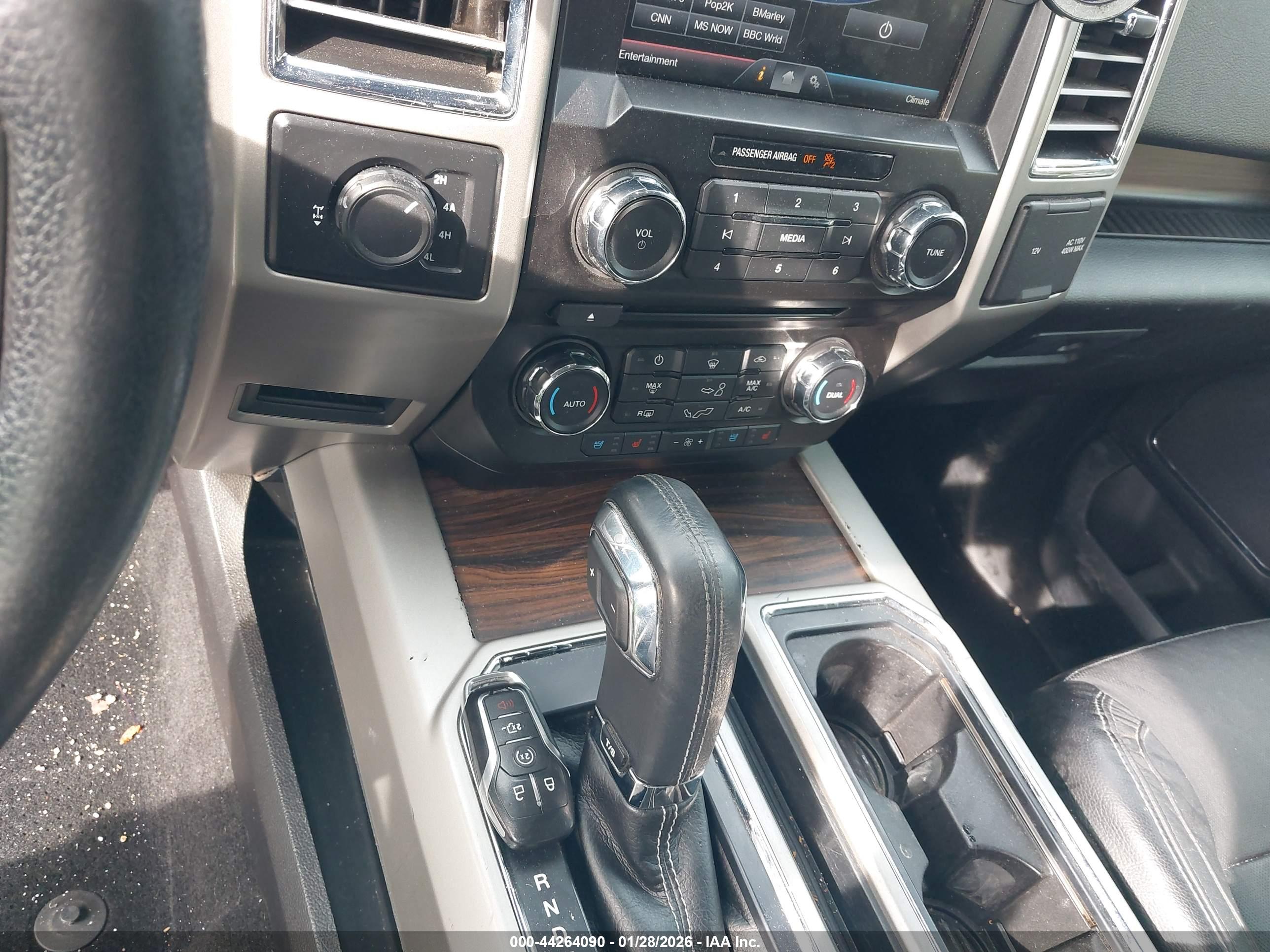 FORD F-150 image 11