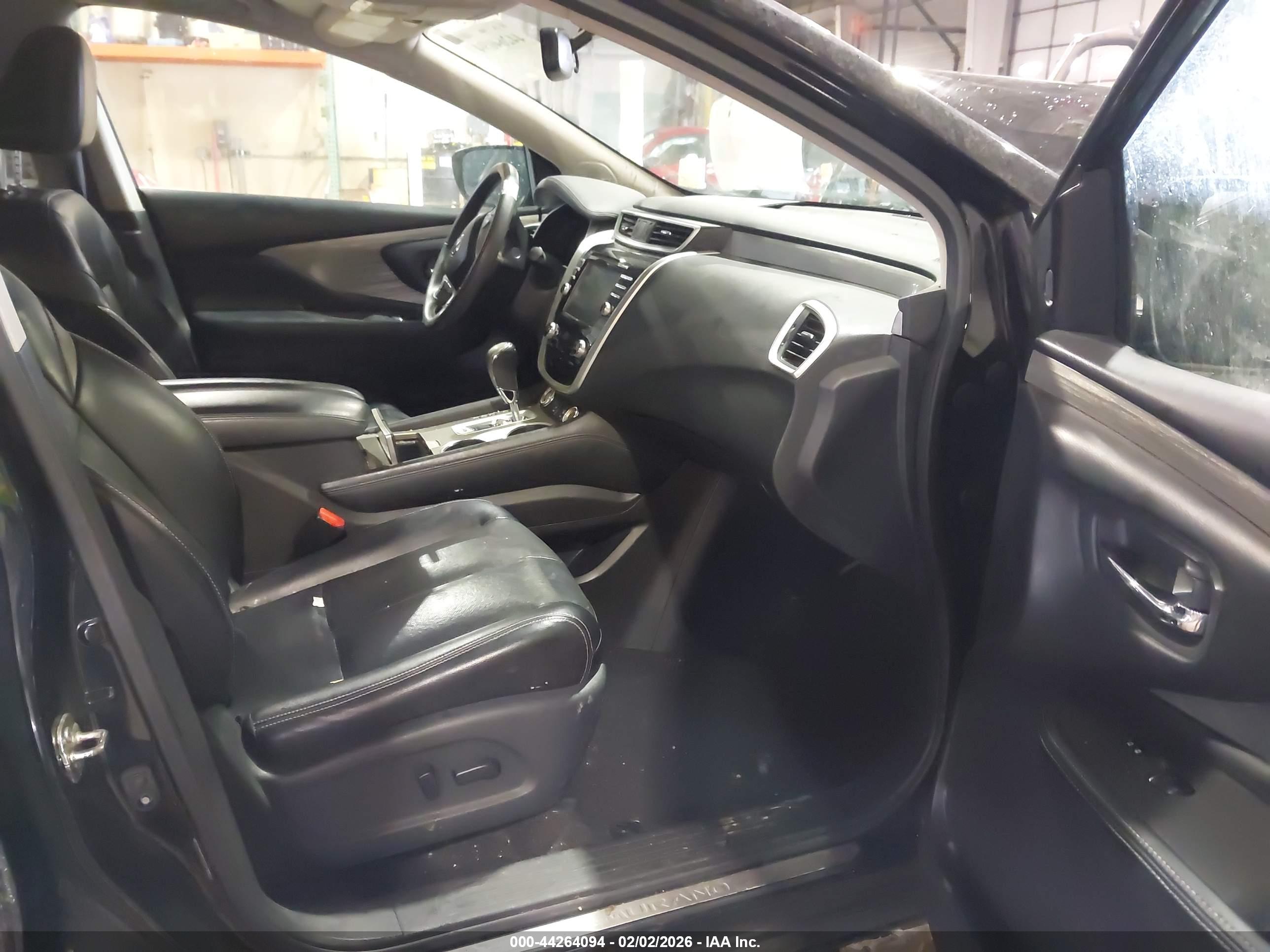 NISSAN MURANO image 5