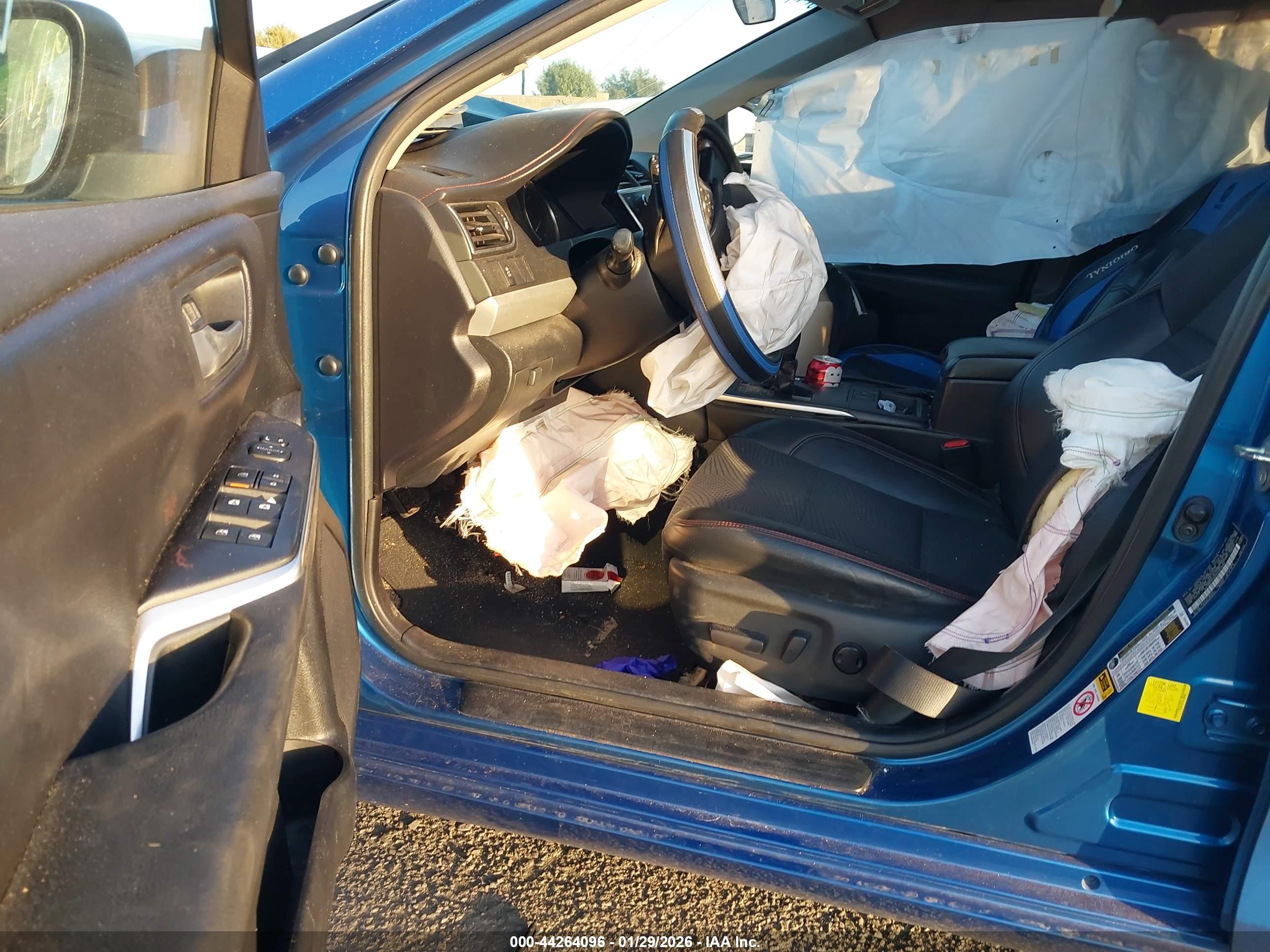 TOYOTA CAMRY image 5