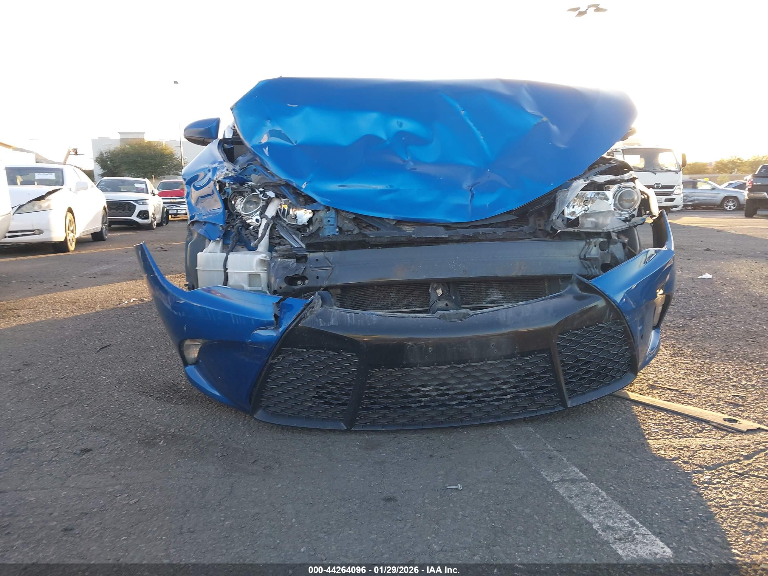 TOYOTA CAMRY image 6