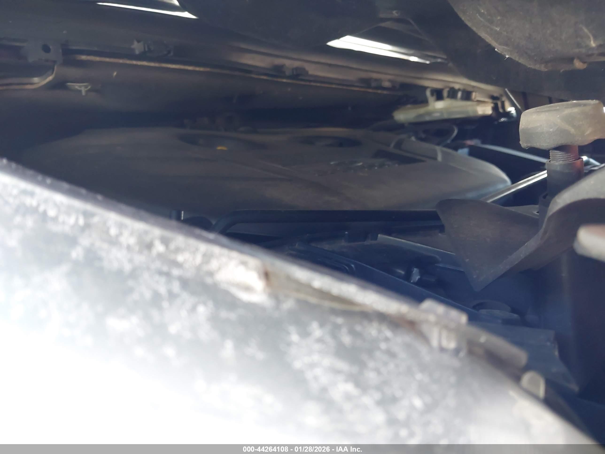 FORD ESCAPE image 10