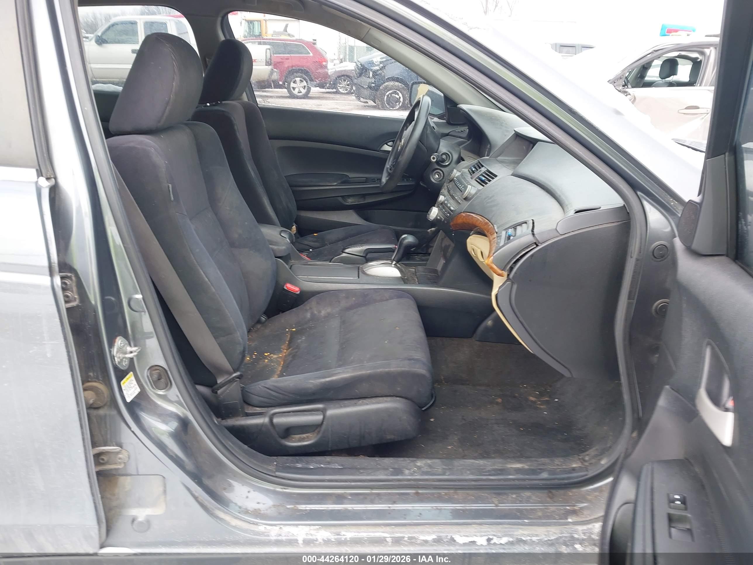 HONDA ACCORD image 5