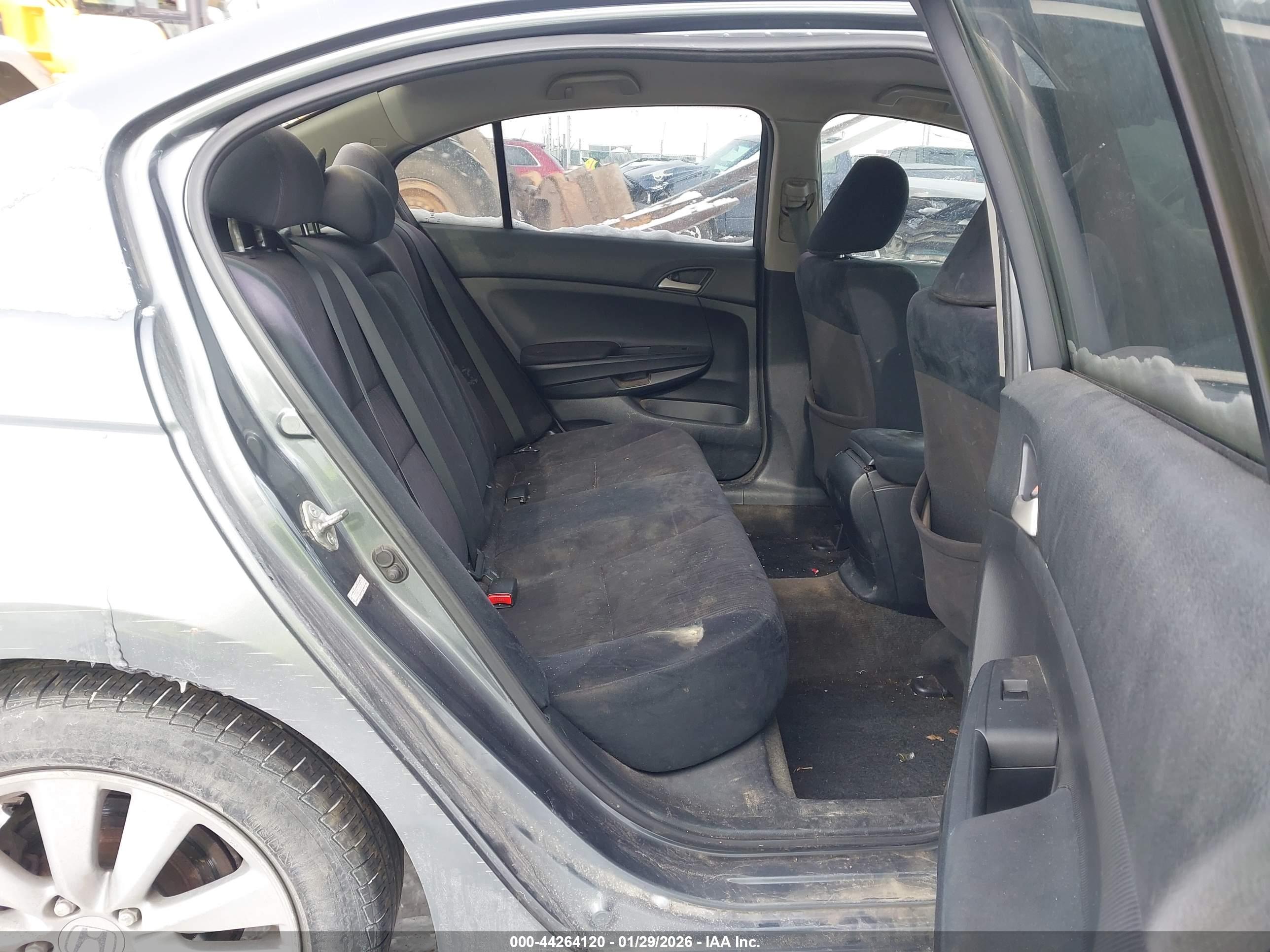 HONDA ACCORD image 8