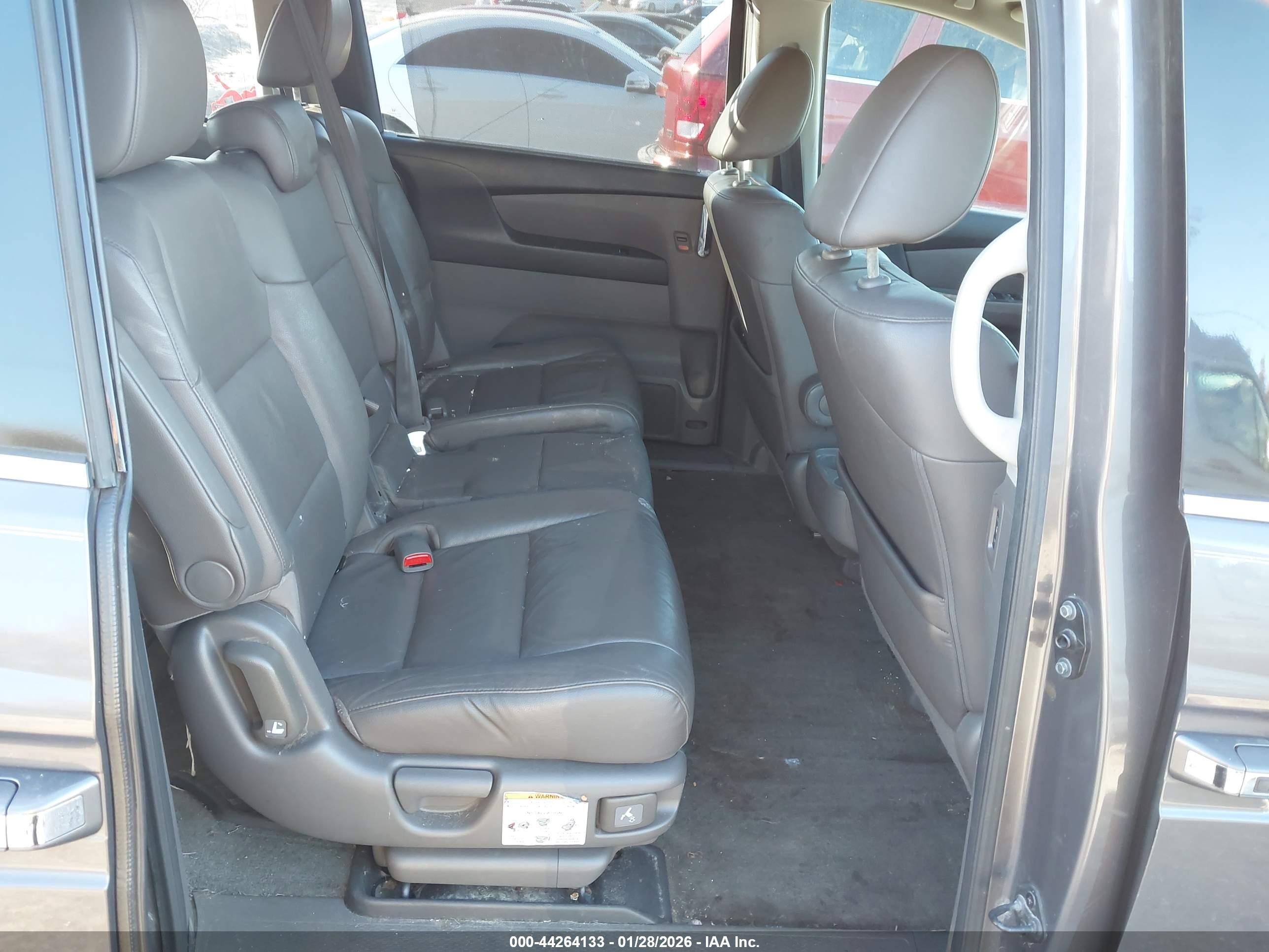 HONDA ODYSSEY image 8