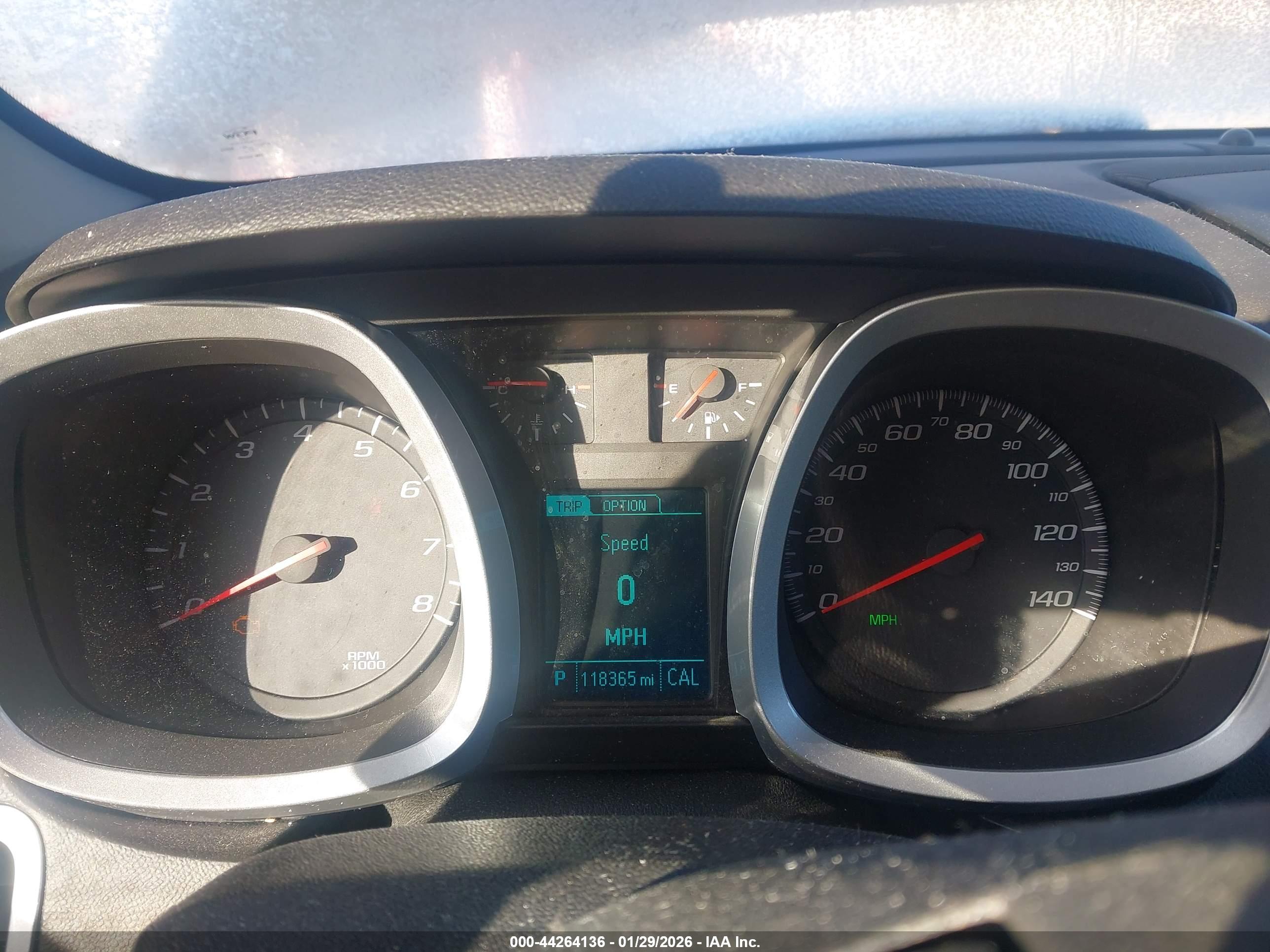 CHEVROLET EQUINOX image 7