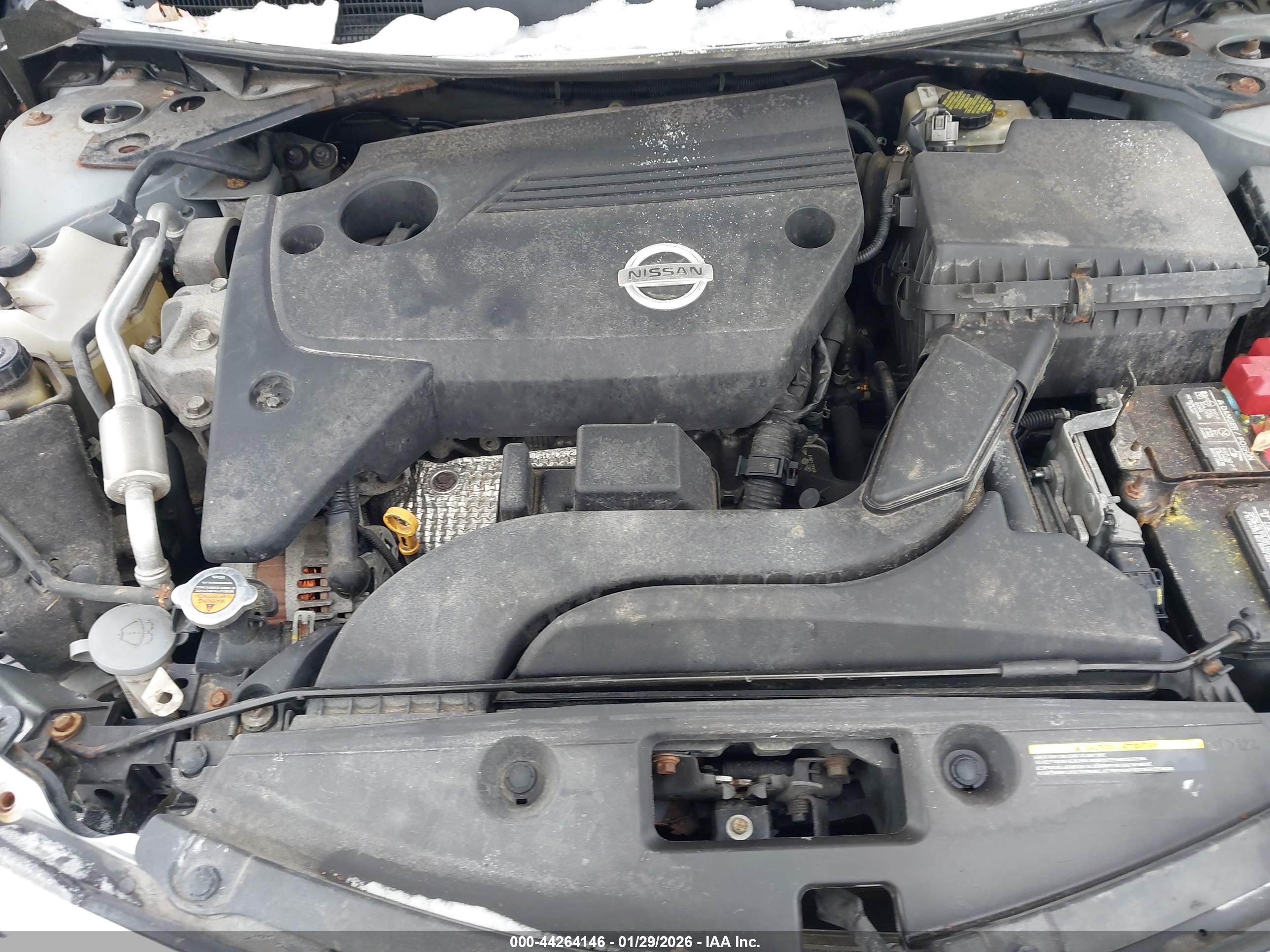 NISSAN ALTIMA image 10