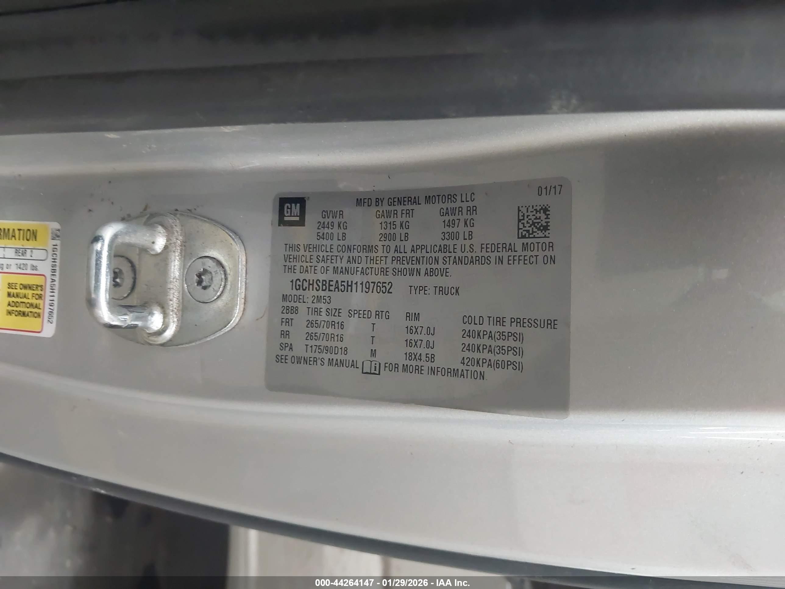 CHEVROLET COLORADO image 9