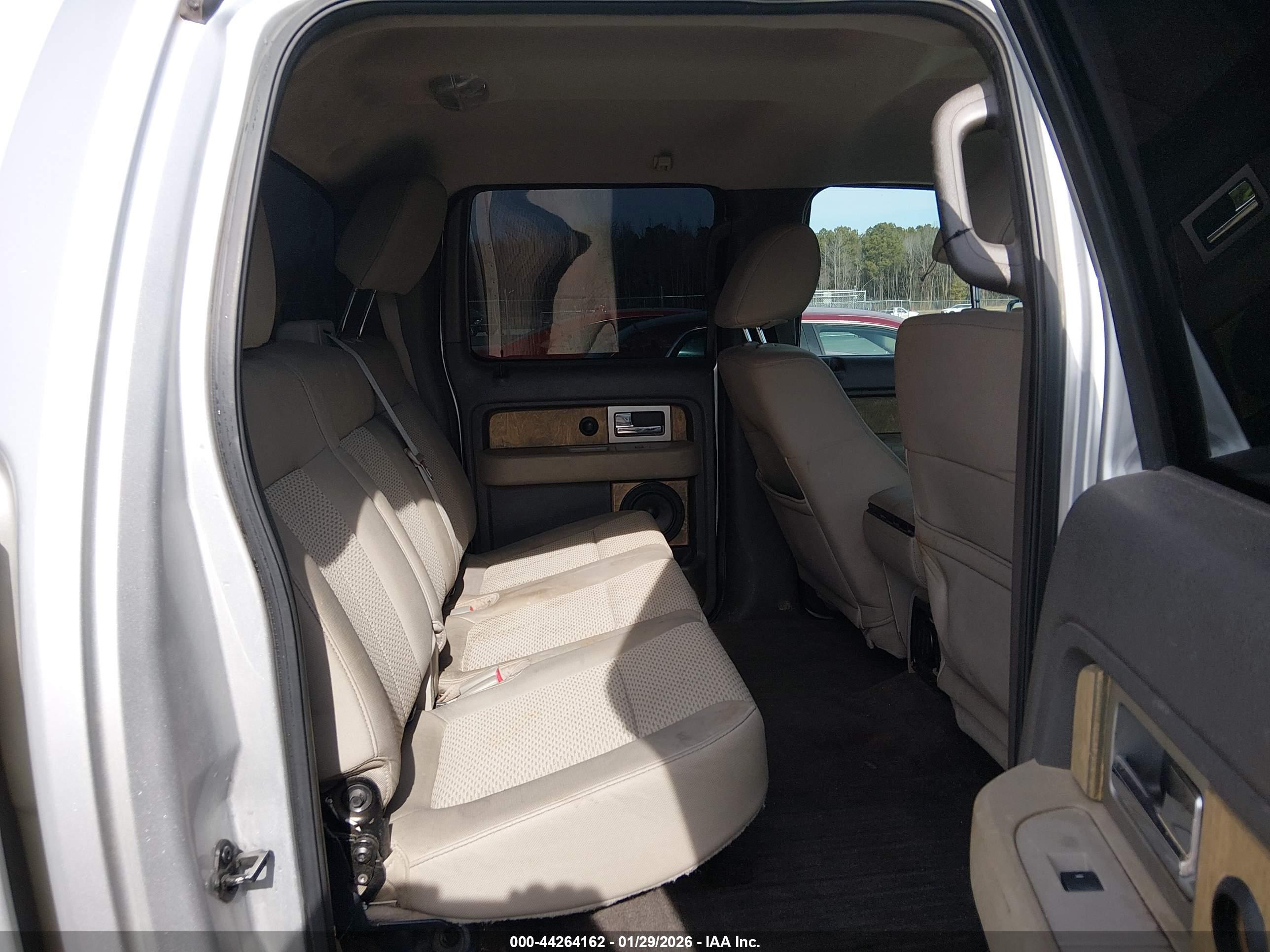 FORD F-150 image 8