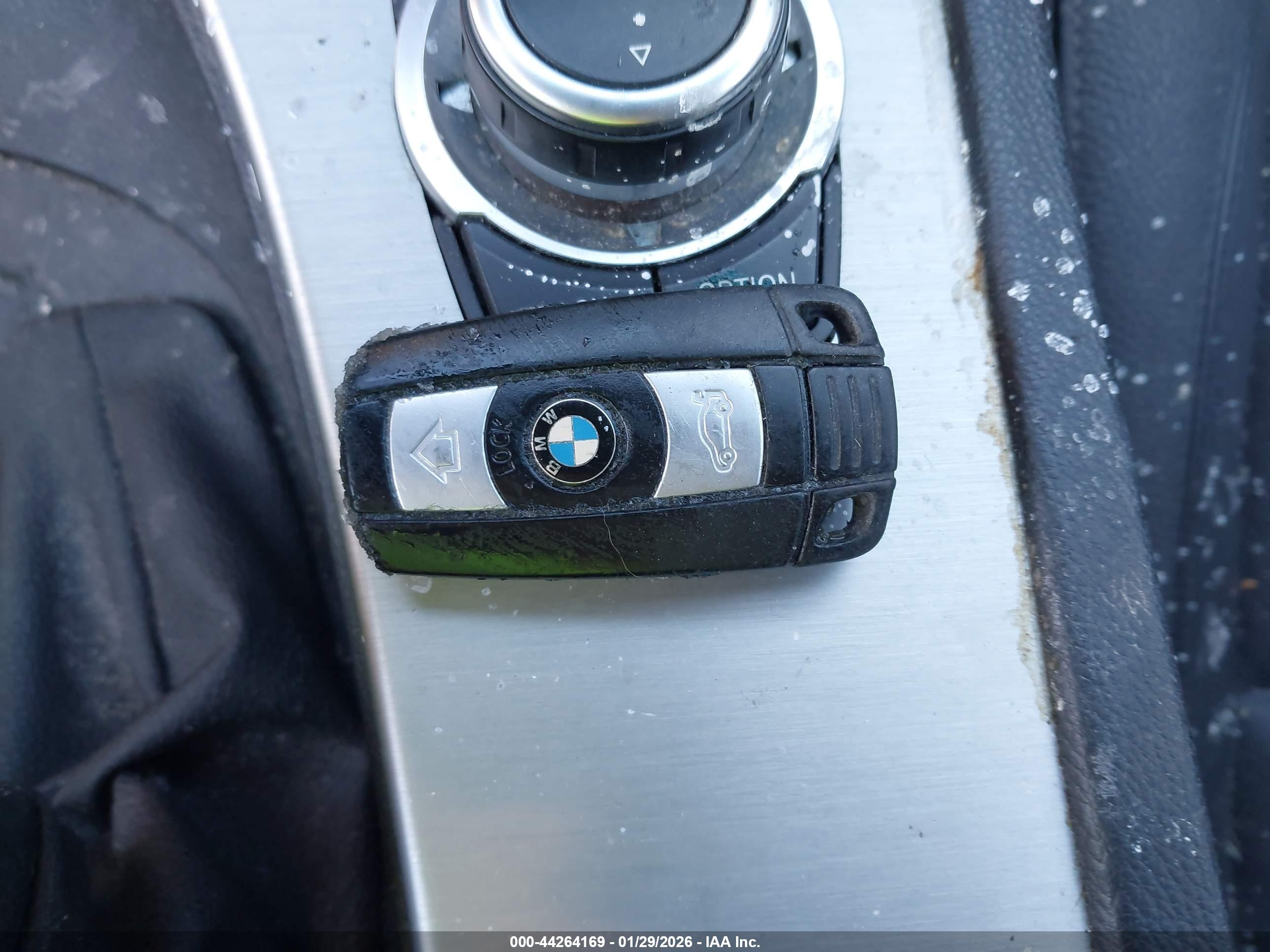 BMW 328I image 11