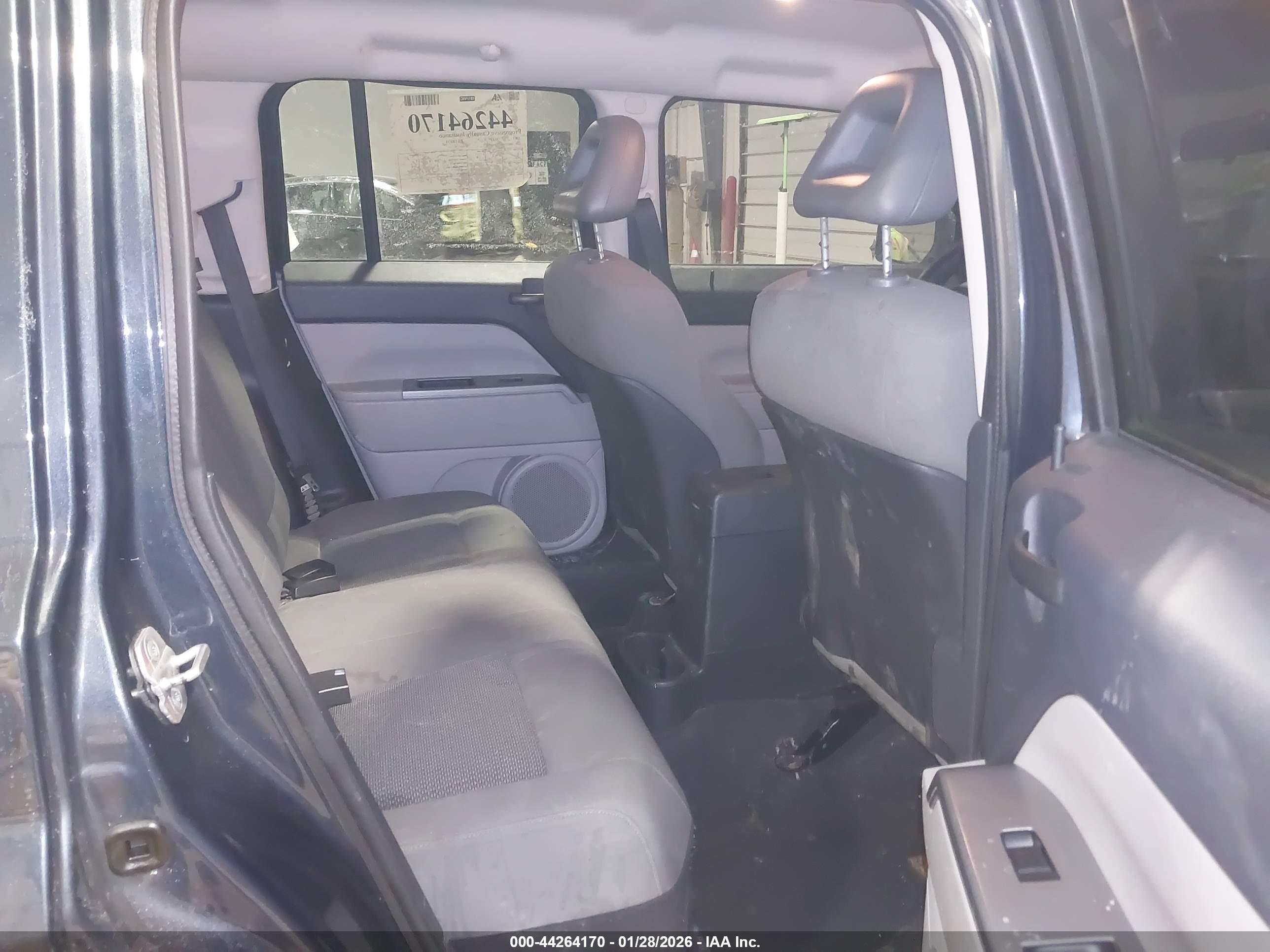 JEEP PATRIOT image 8