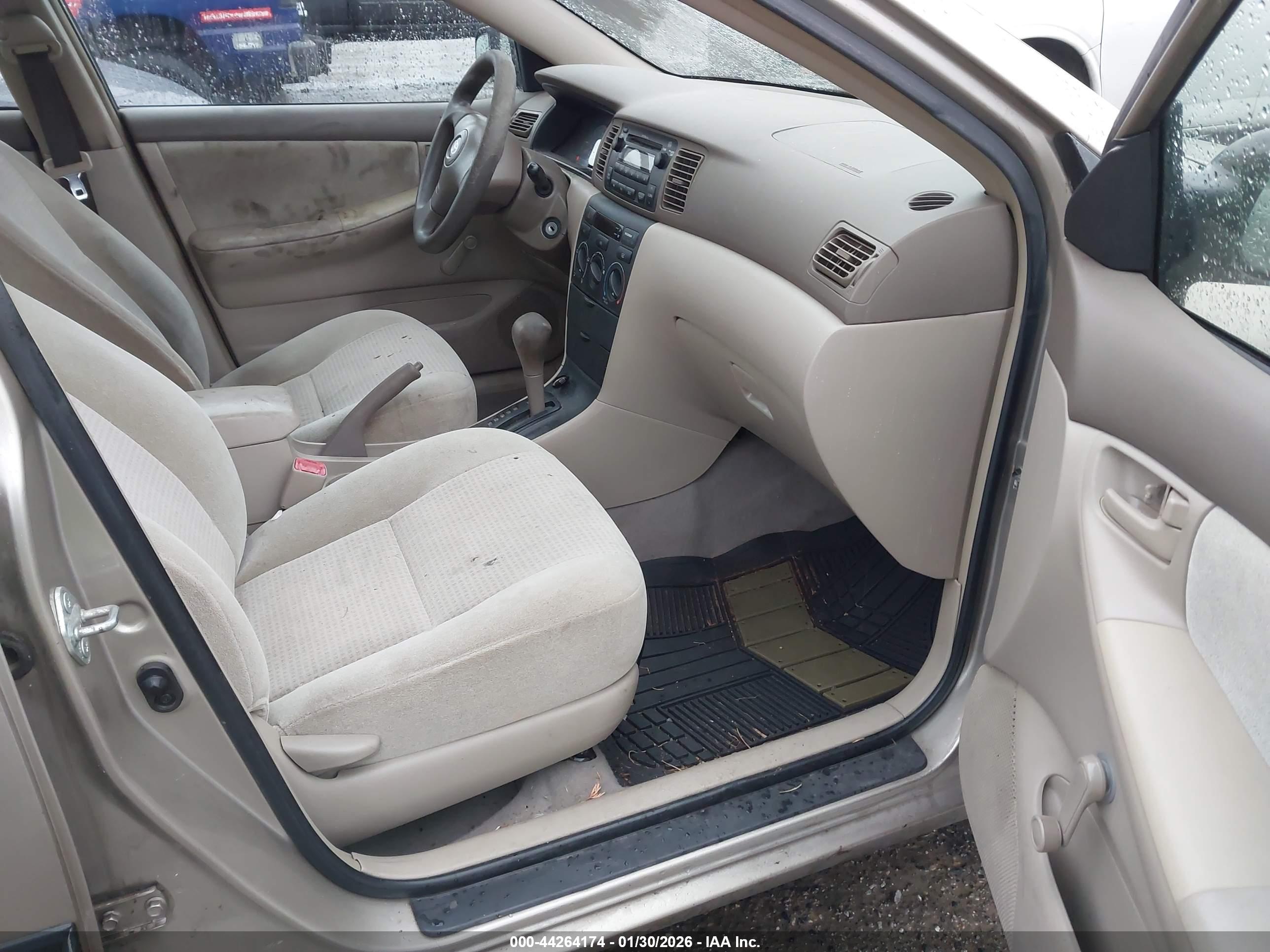 TOYOTA COROLLA image 5