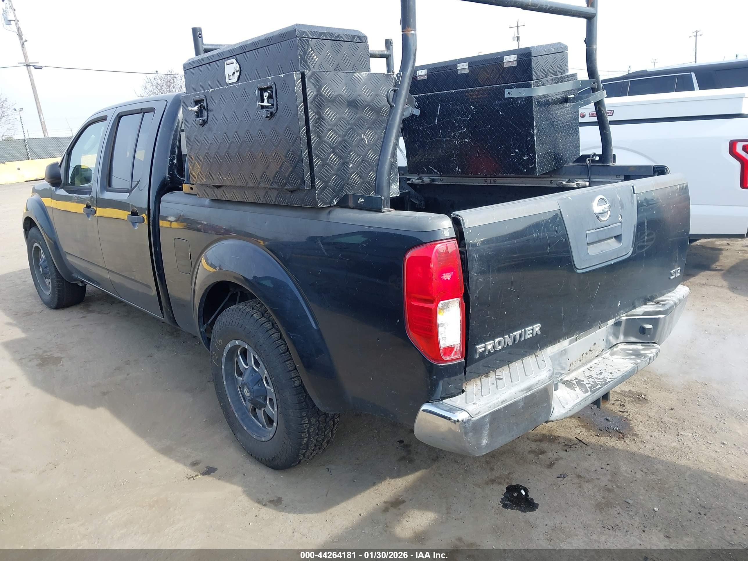 NISSAN FRONTIER image 3