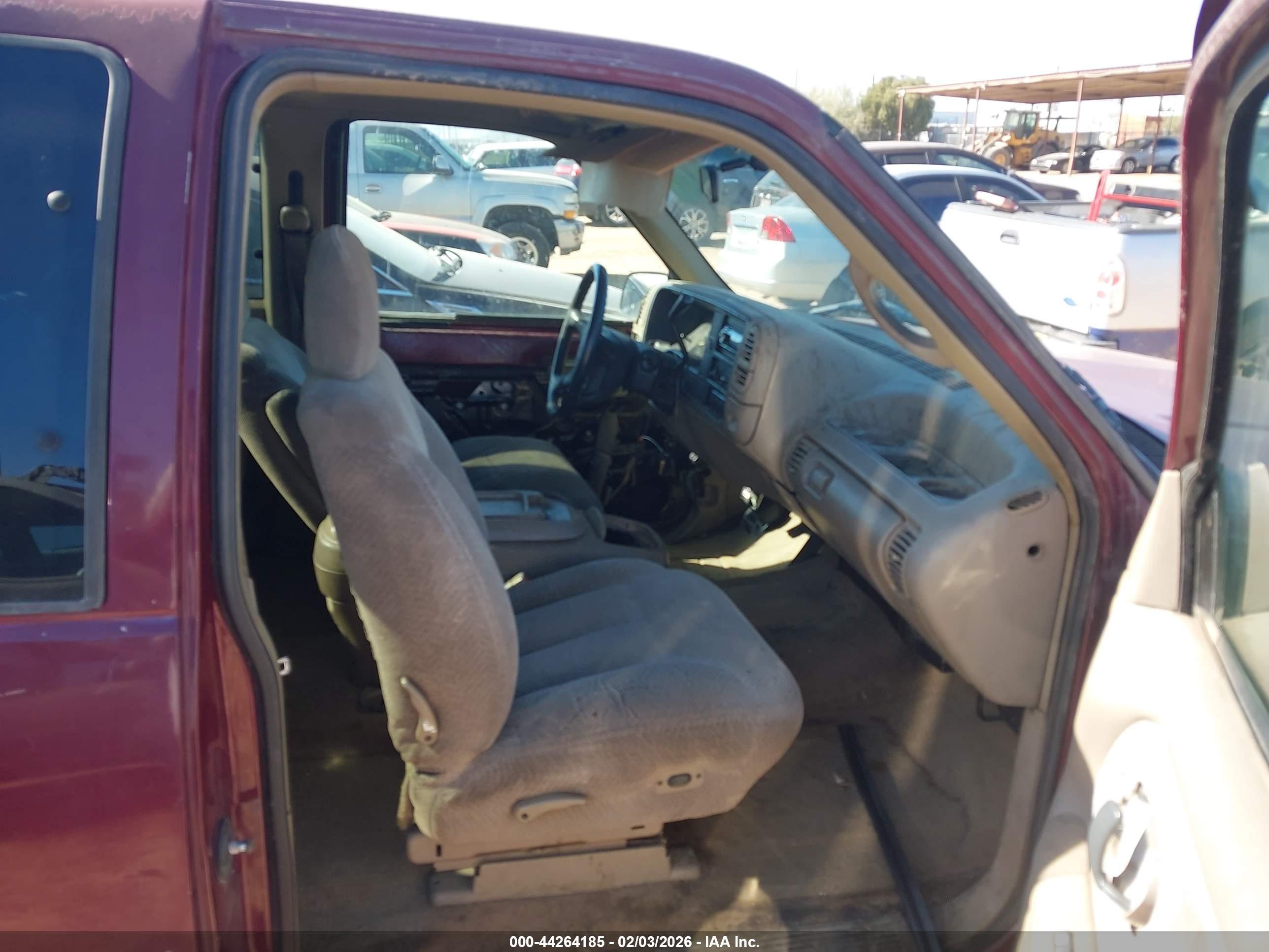 CHEVROLET GMT-400 image 5