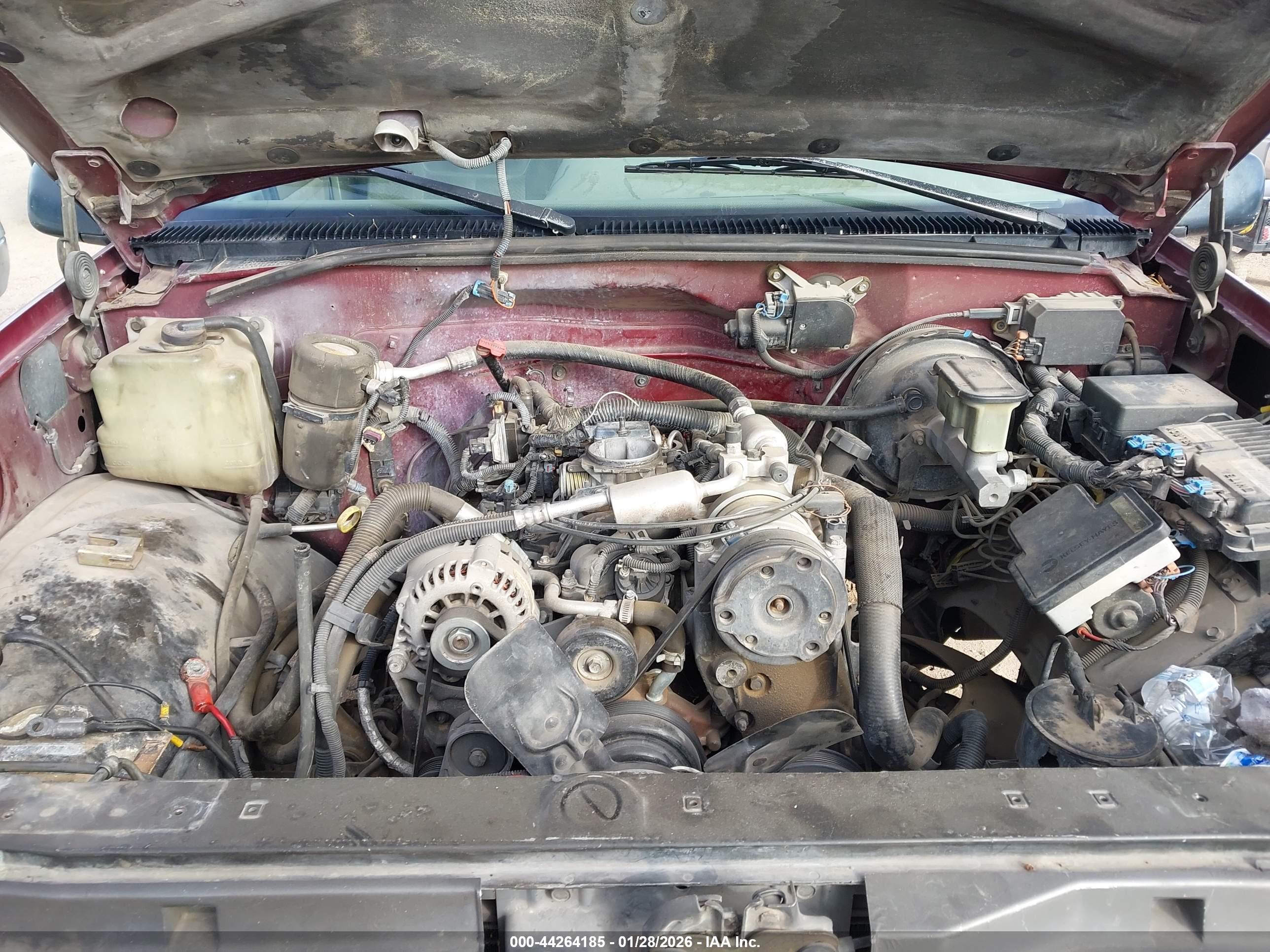 CHEVROLET GMT-400 image 6