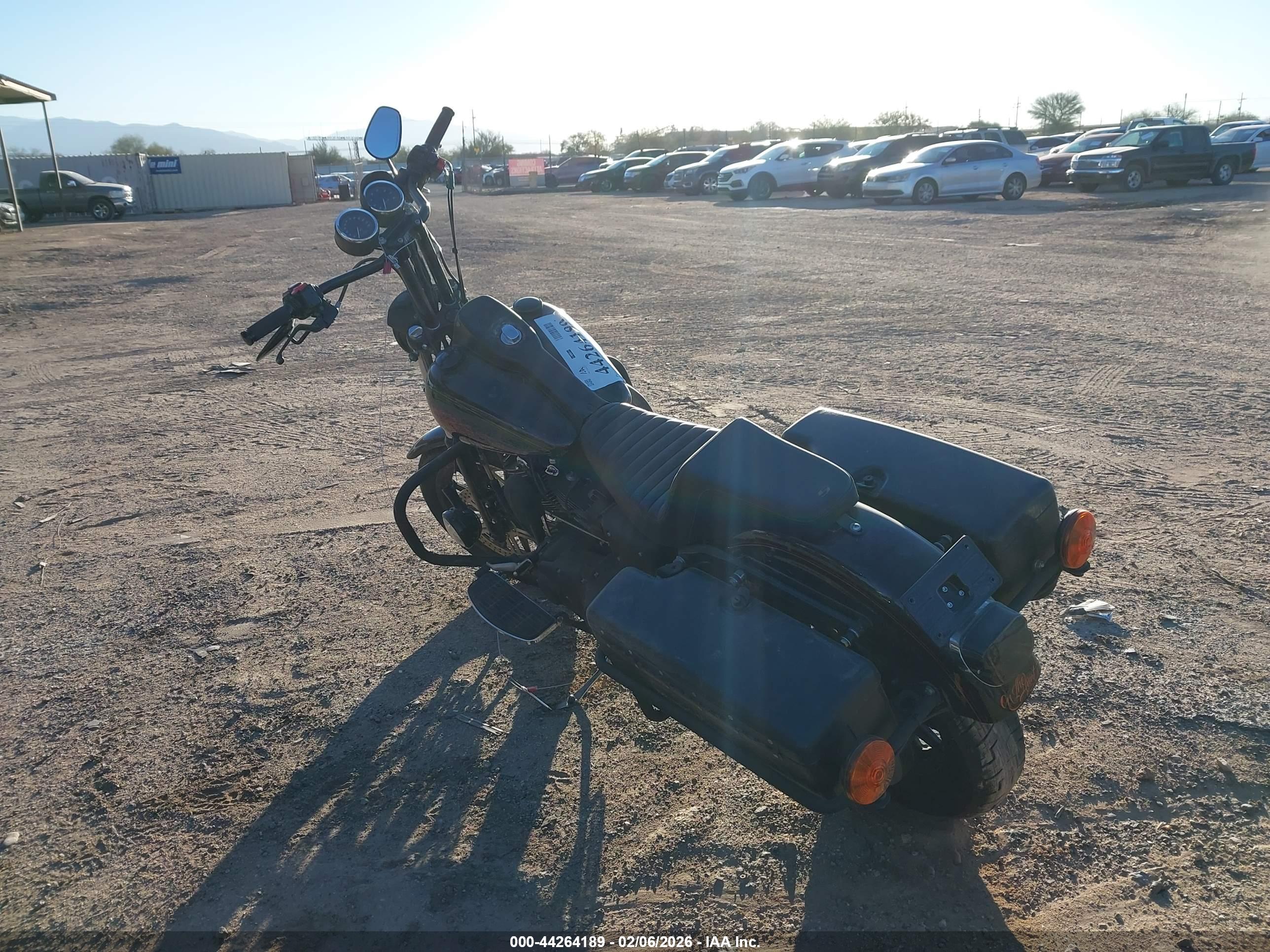 HARLEY-DAVIDSON FXDP image 3
