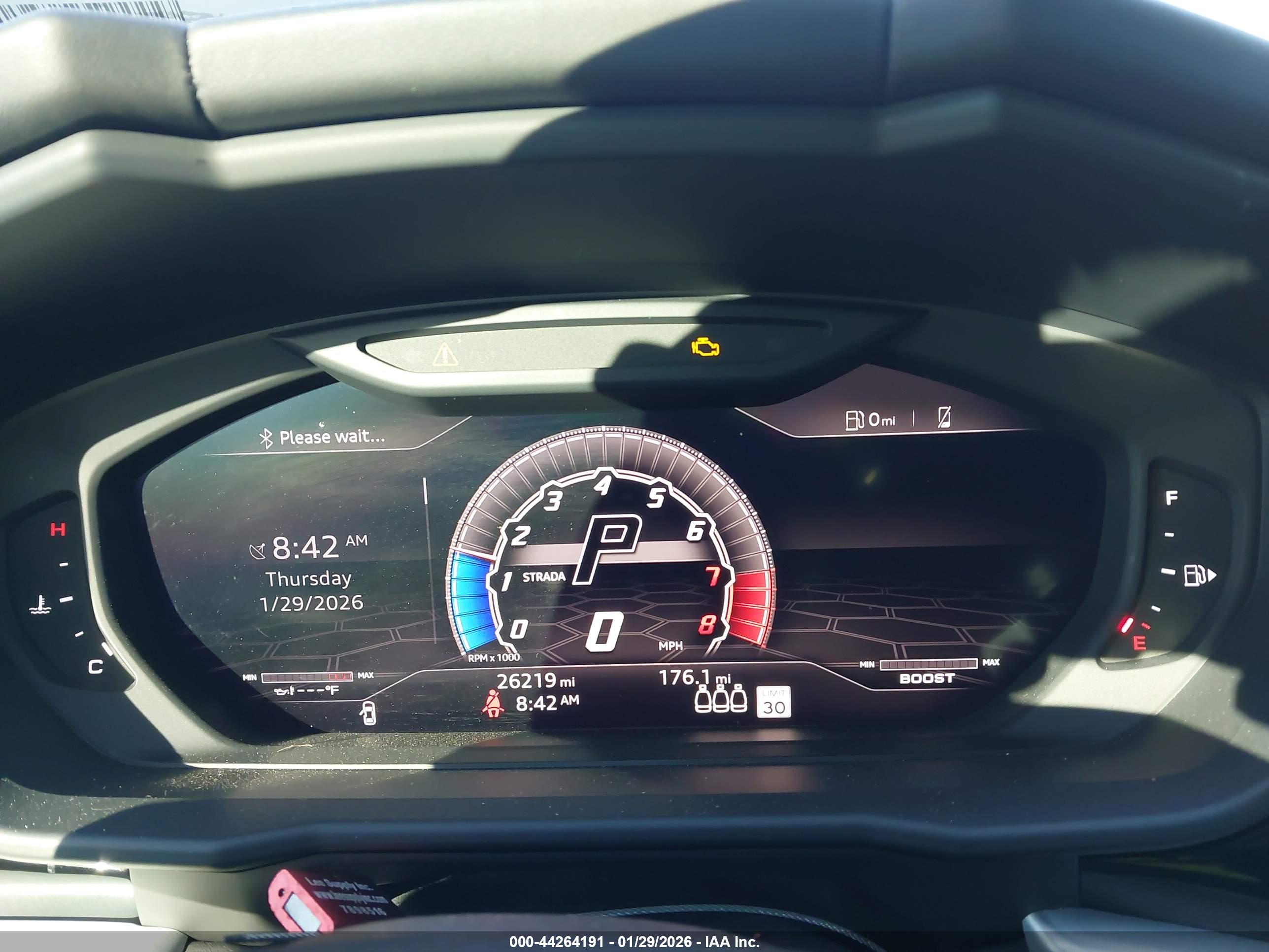 LAMBORGHINI URUS image 7