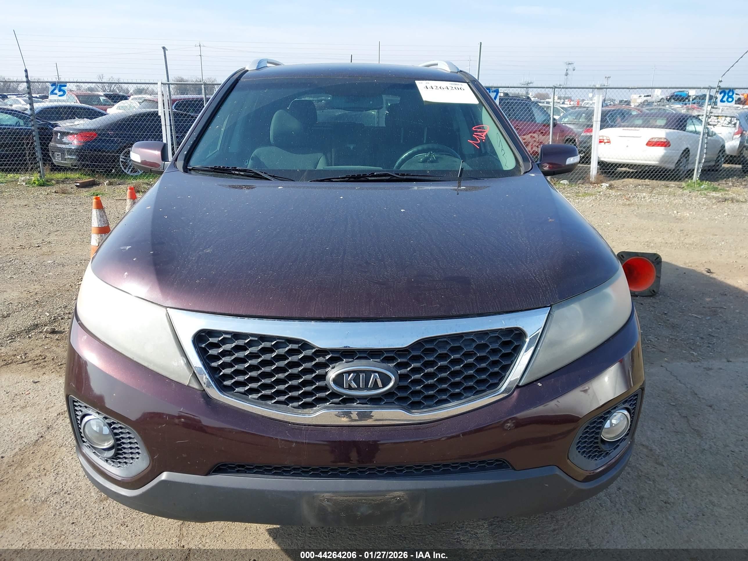 KIA SORENTO image 6