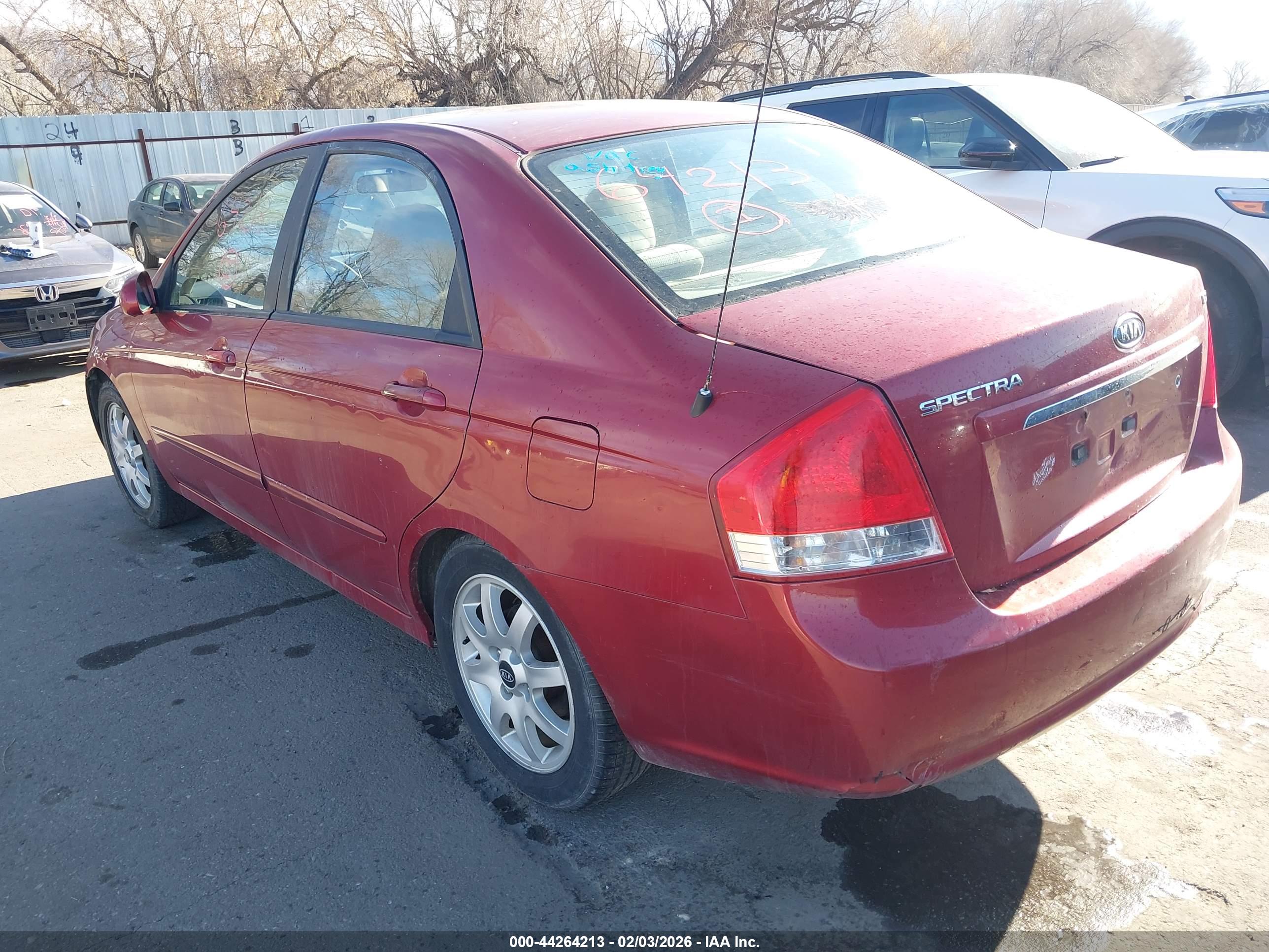 KIA SPECTRA image 3