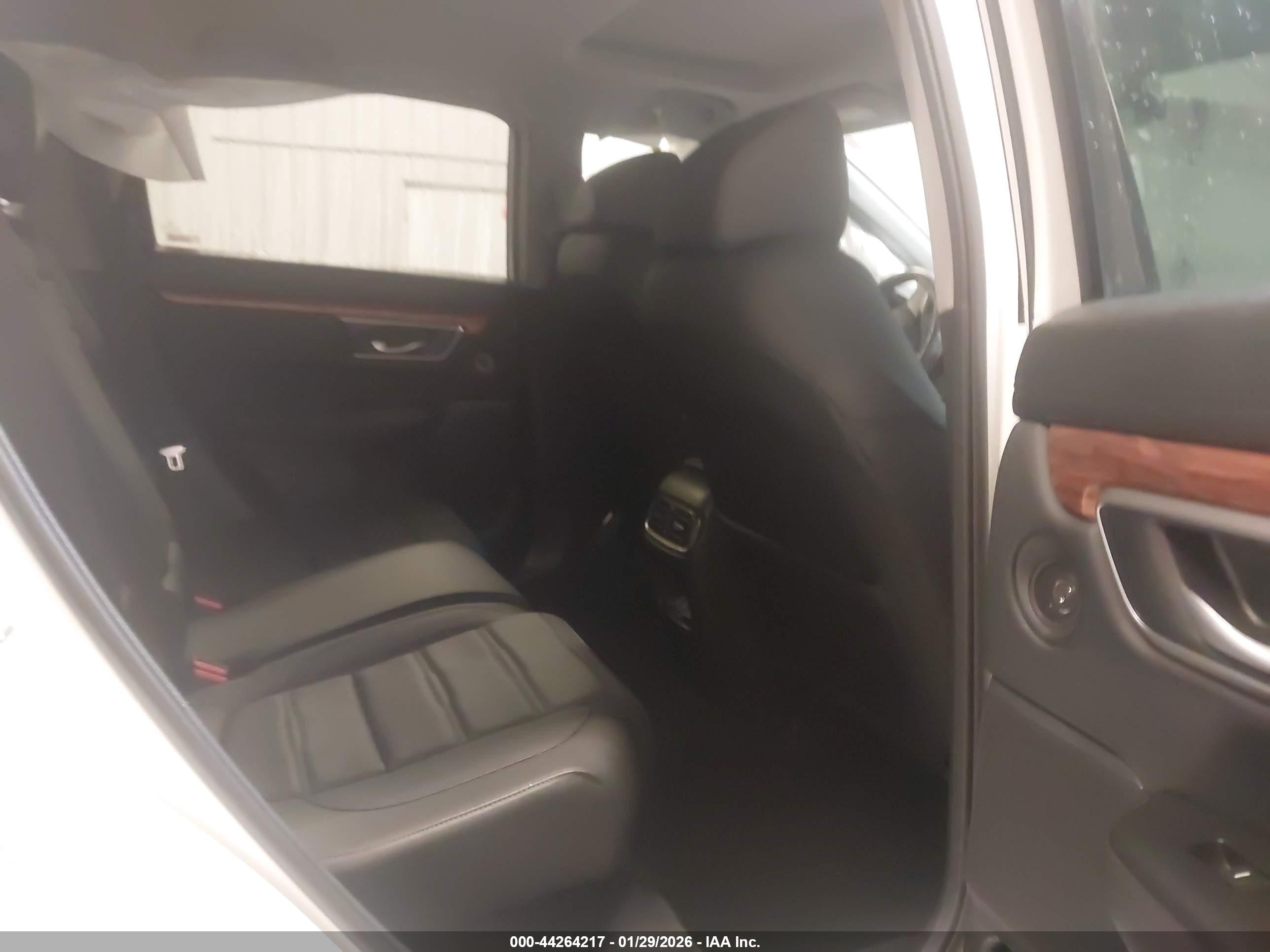 HONDA CR-V image 8