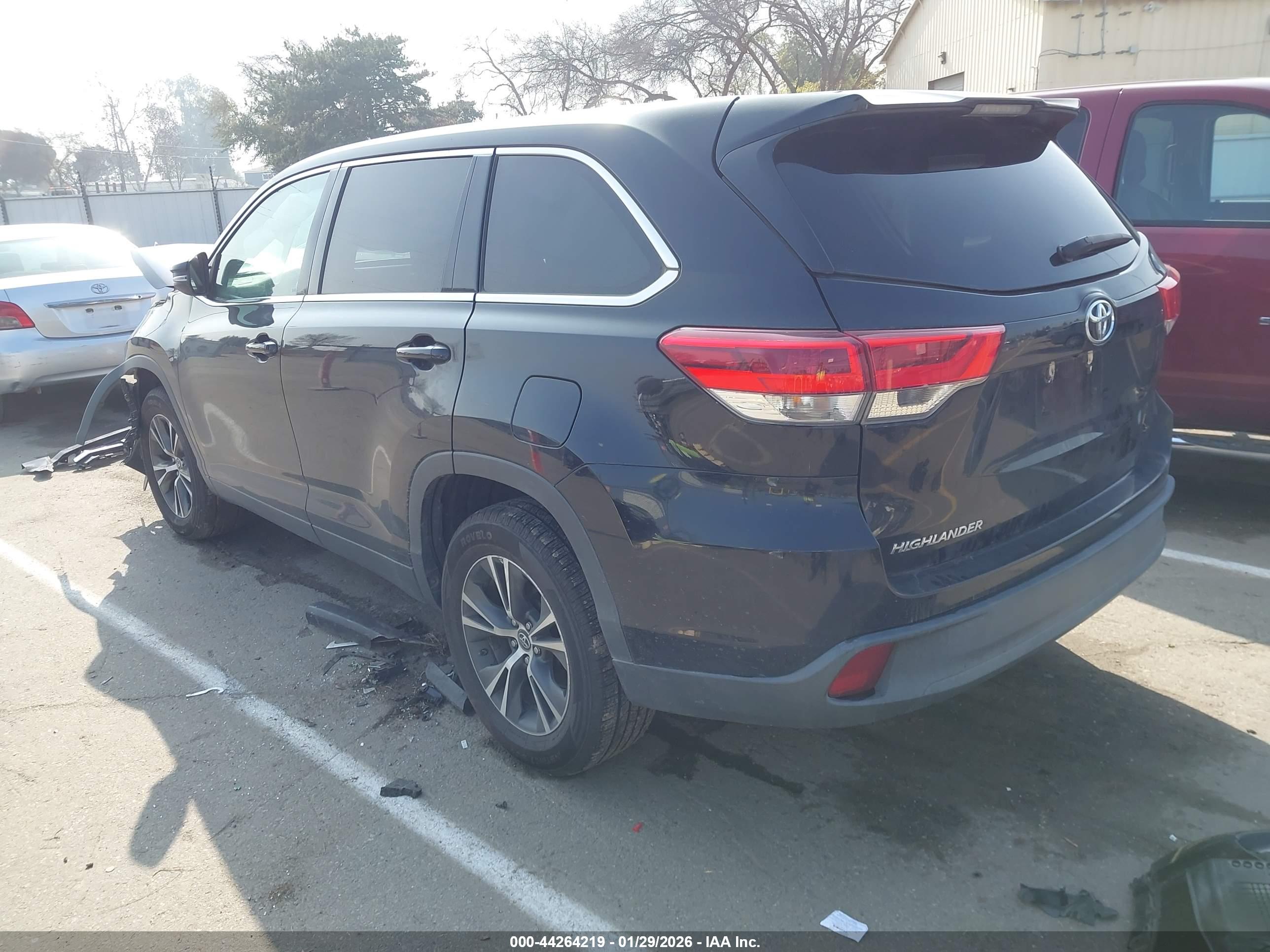 TOYOTA HIGHLANDER image 3