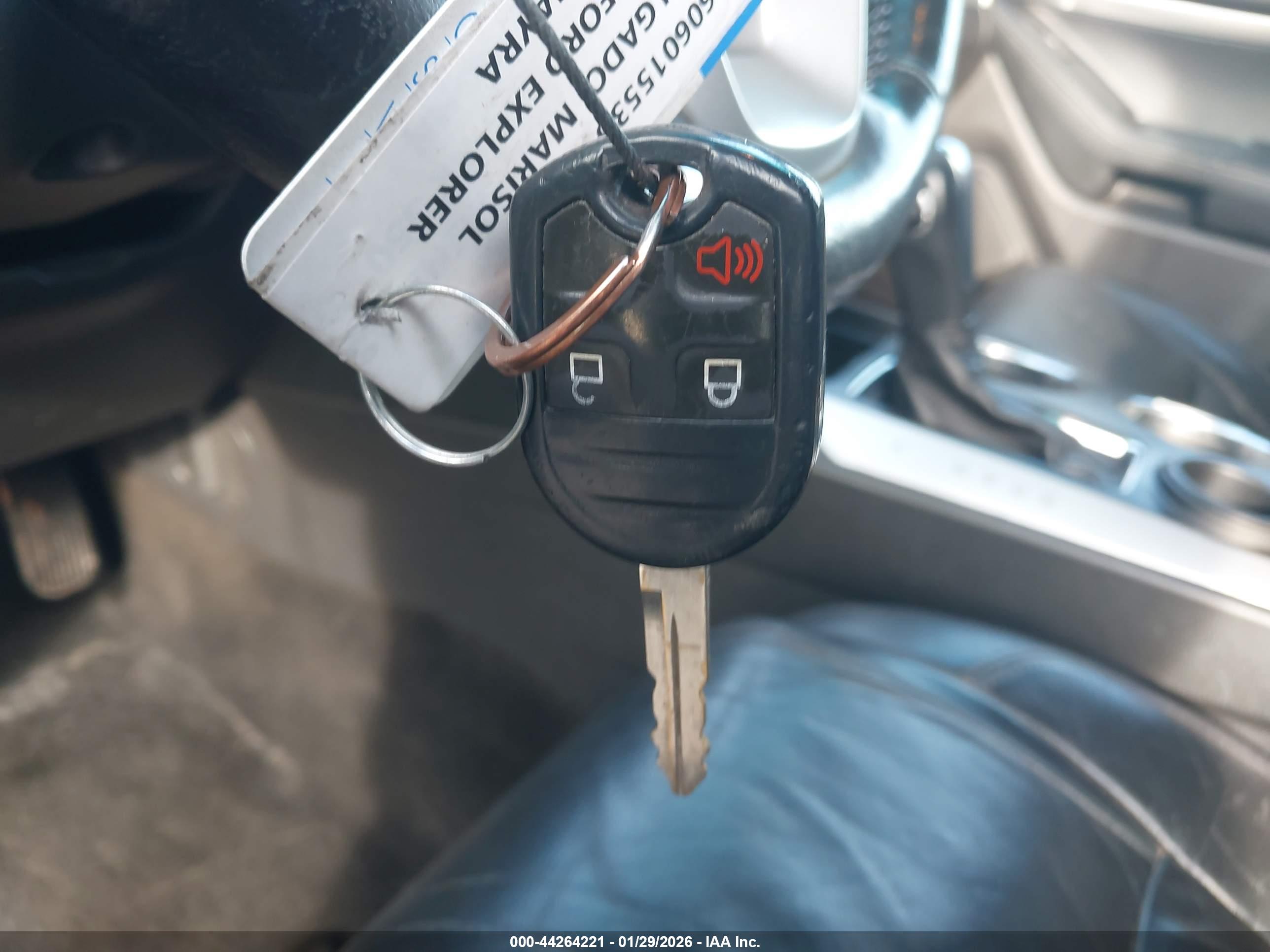 FORD EXPLORER image 11