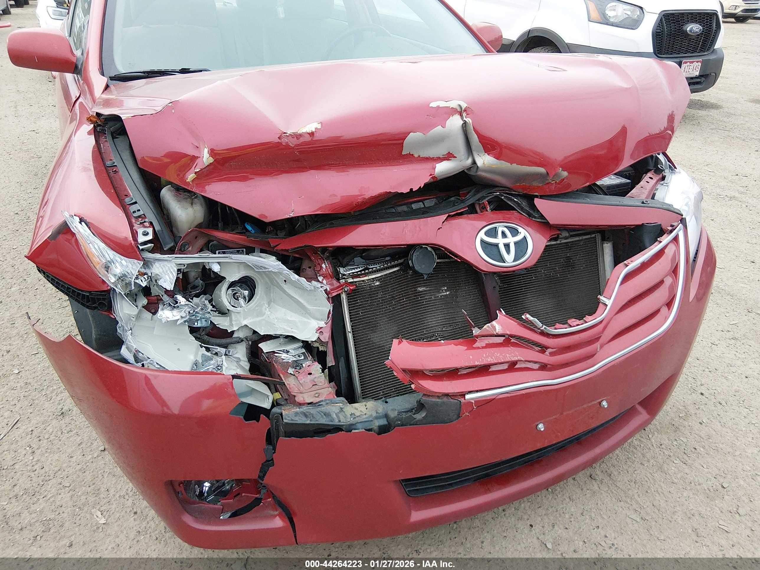 TOYOTA CAMRY image 6