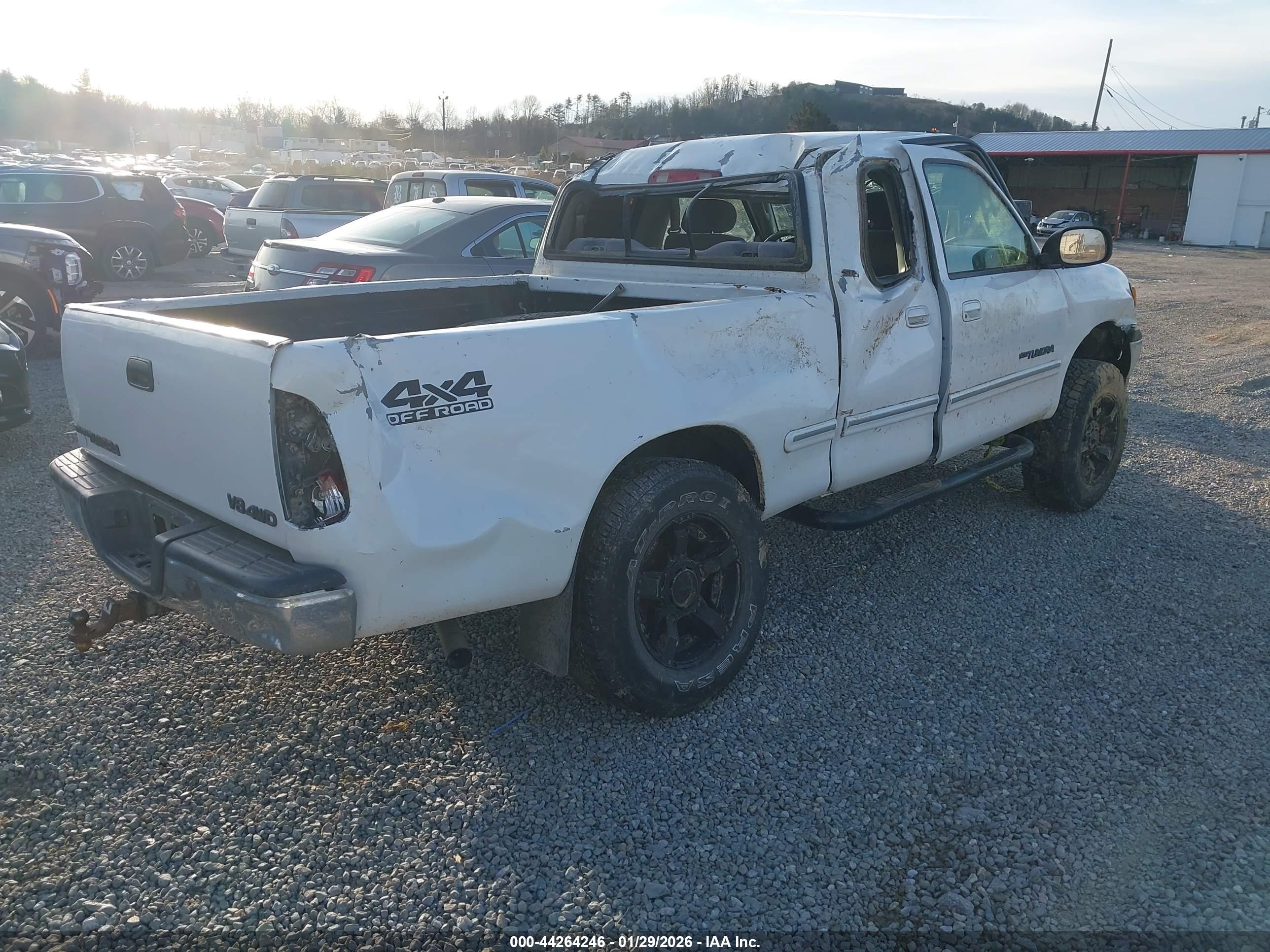 TOYOTA TUNDRA image 4