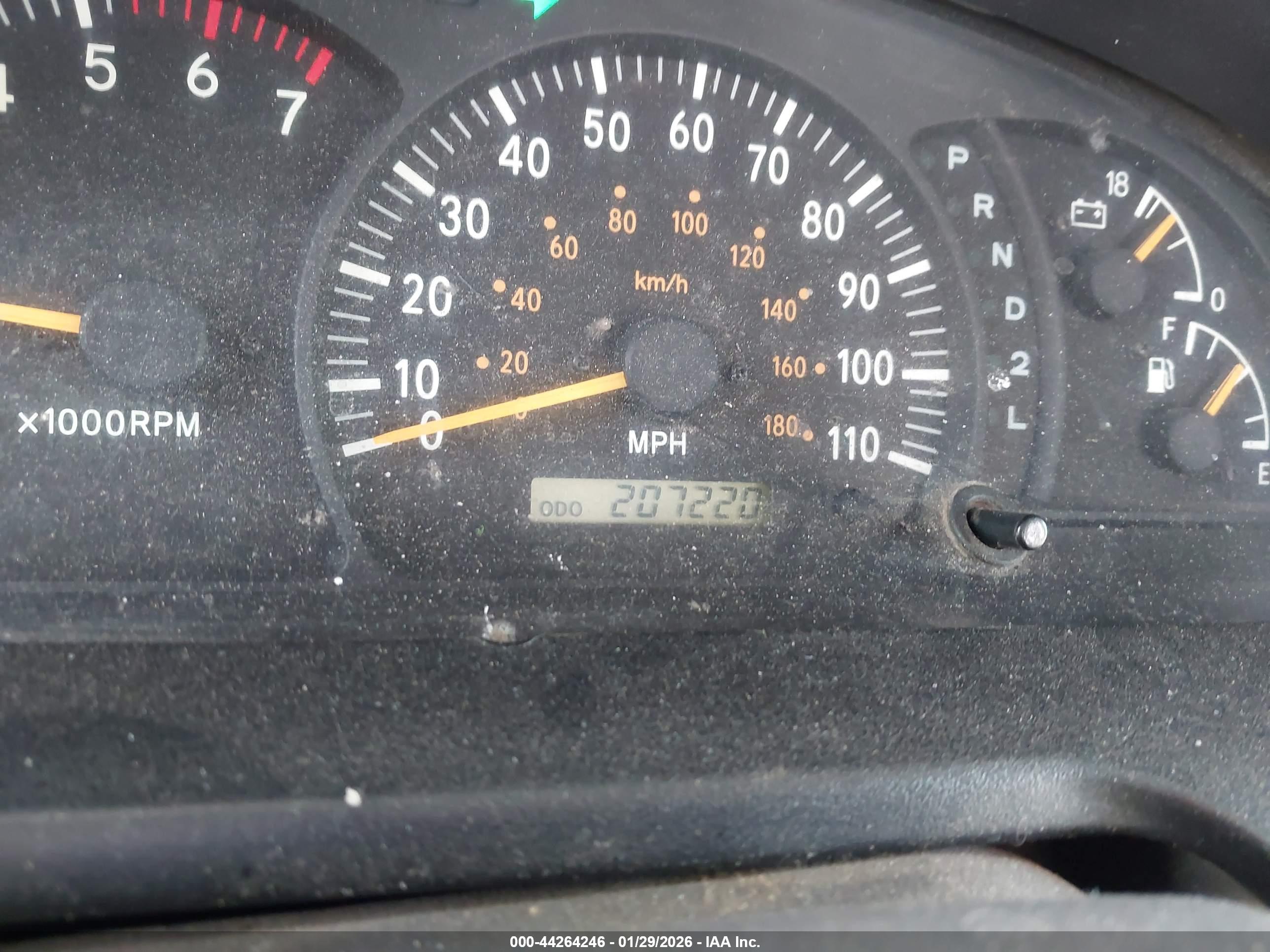 TOYOTA TUNDRA image 7