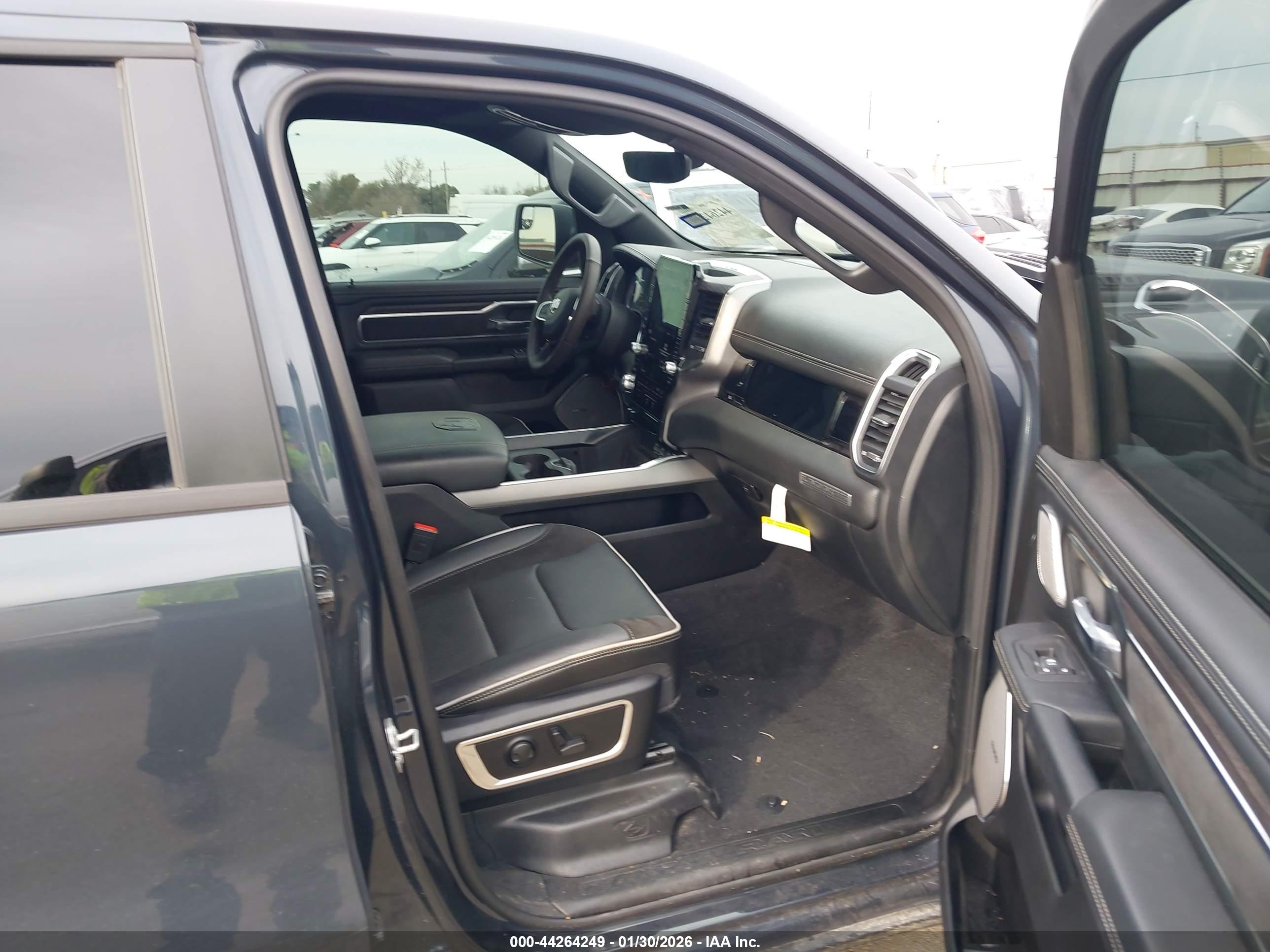 RAM 1500 image 5