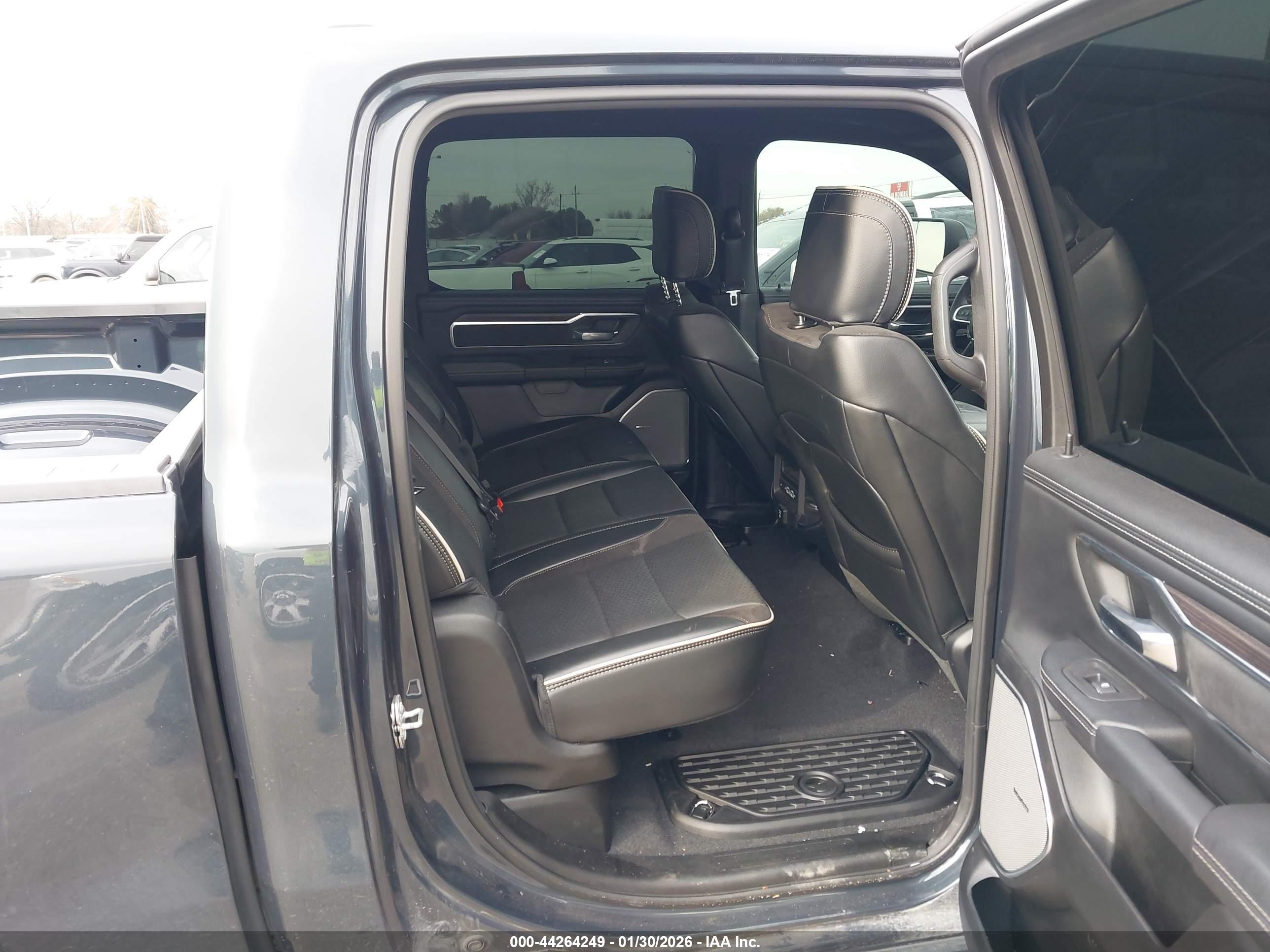 RAM 1500 image 8