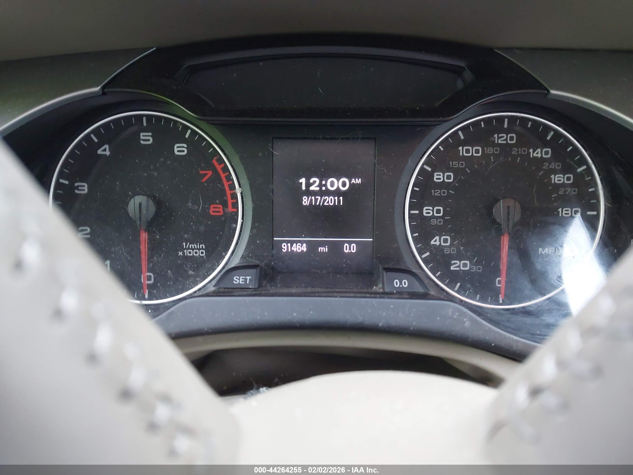 AUDI A4 image 7