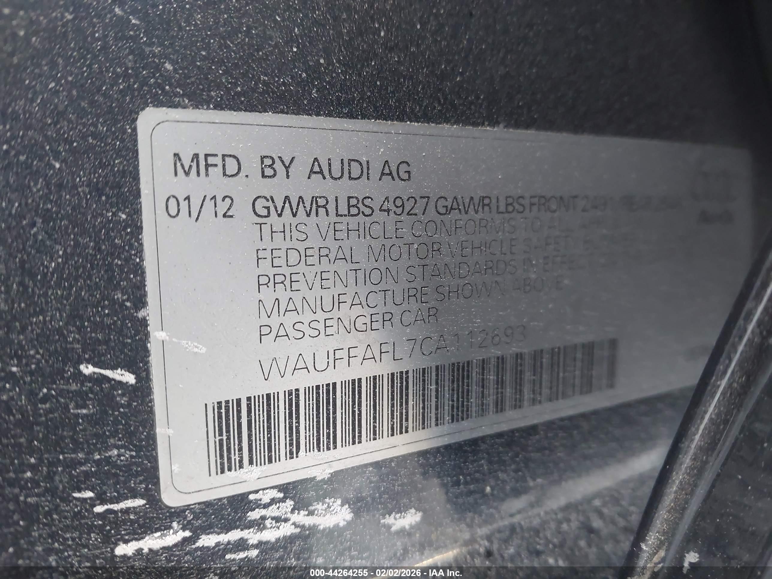 AUDI A4 image 9