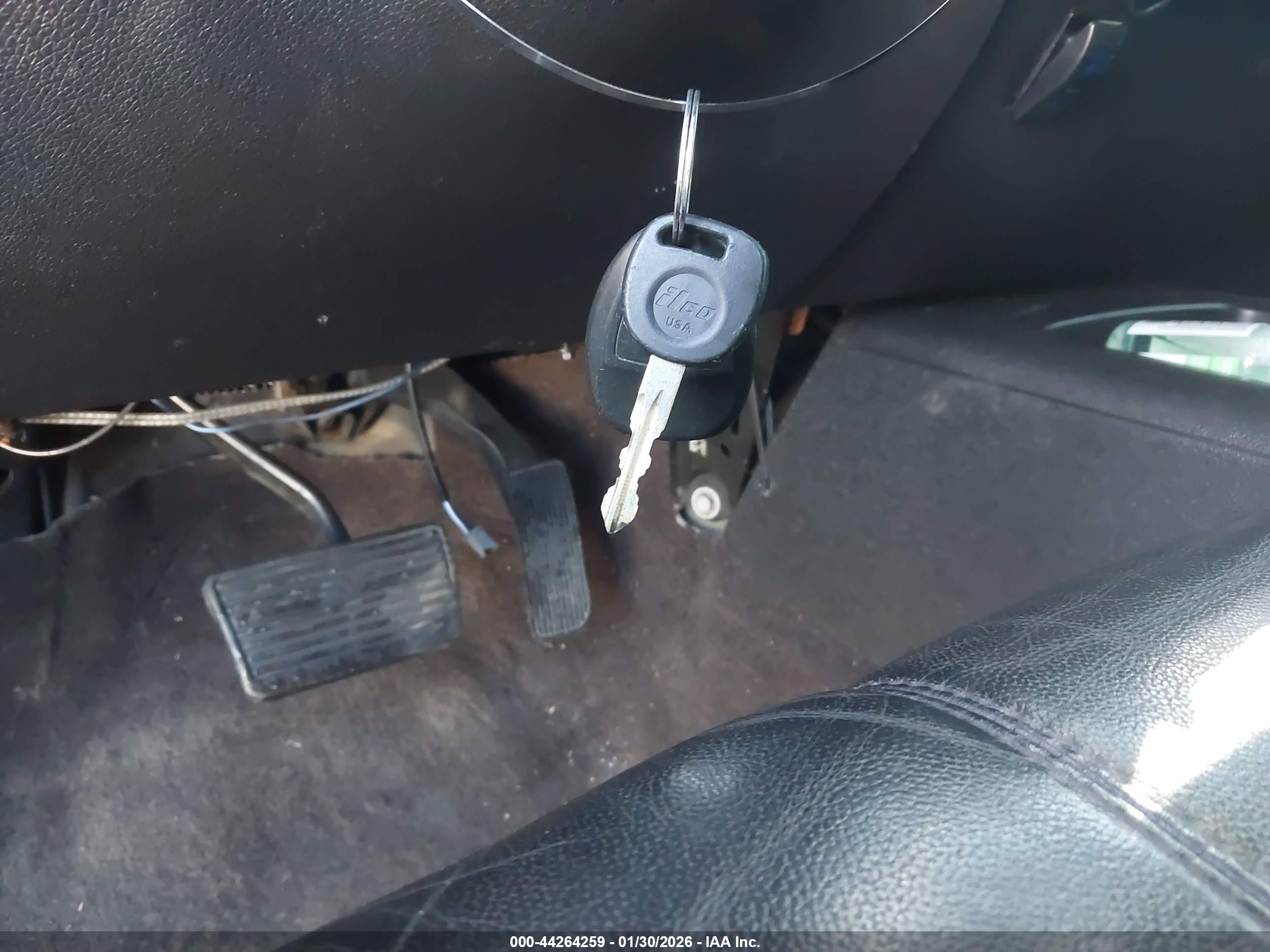 GMC SIERRA image 11