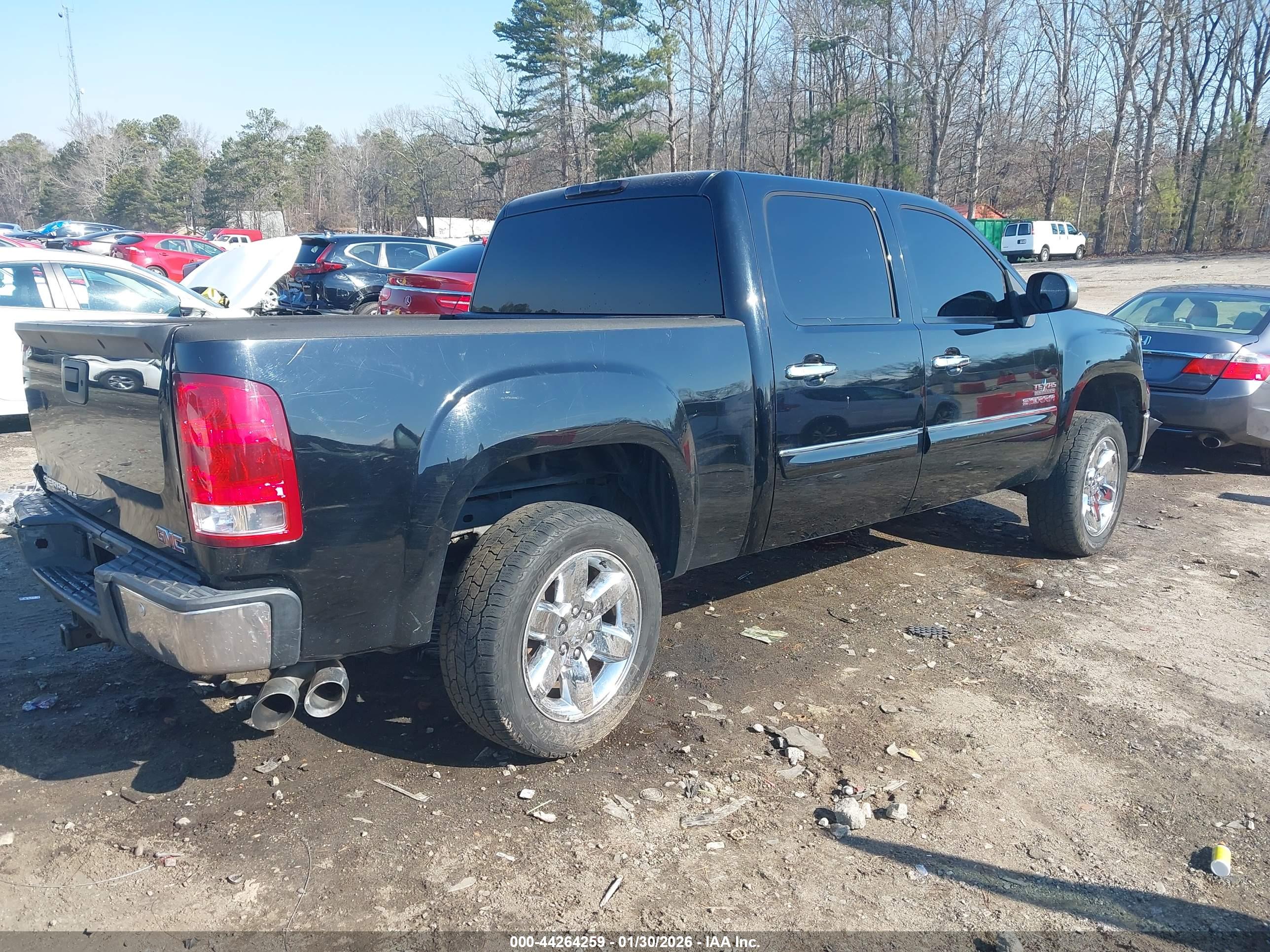 GMC SIERRA image 4