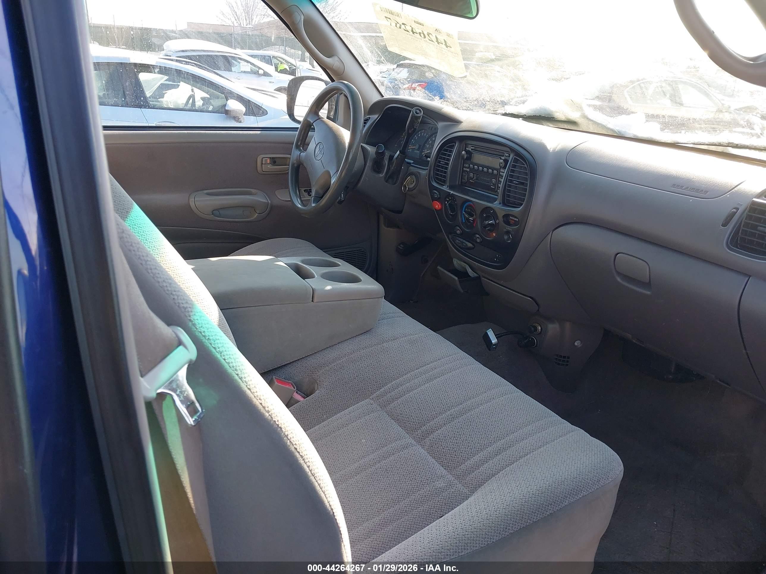 TOYOTA TUNDRA image 5