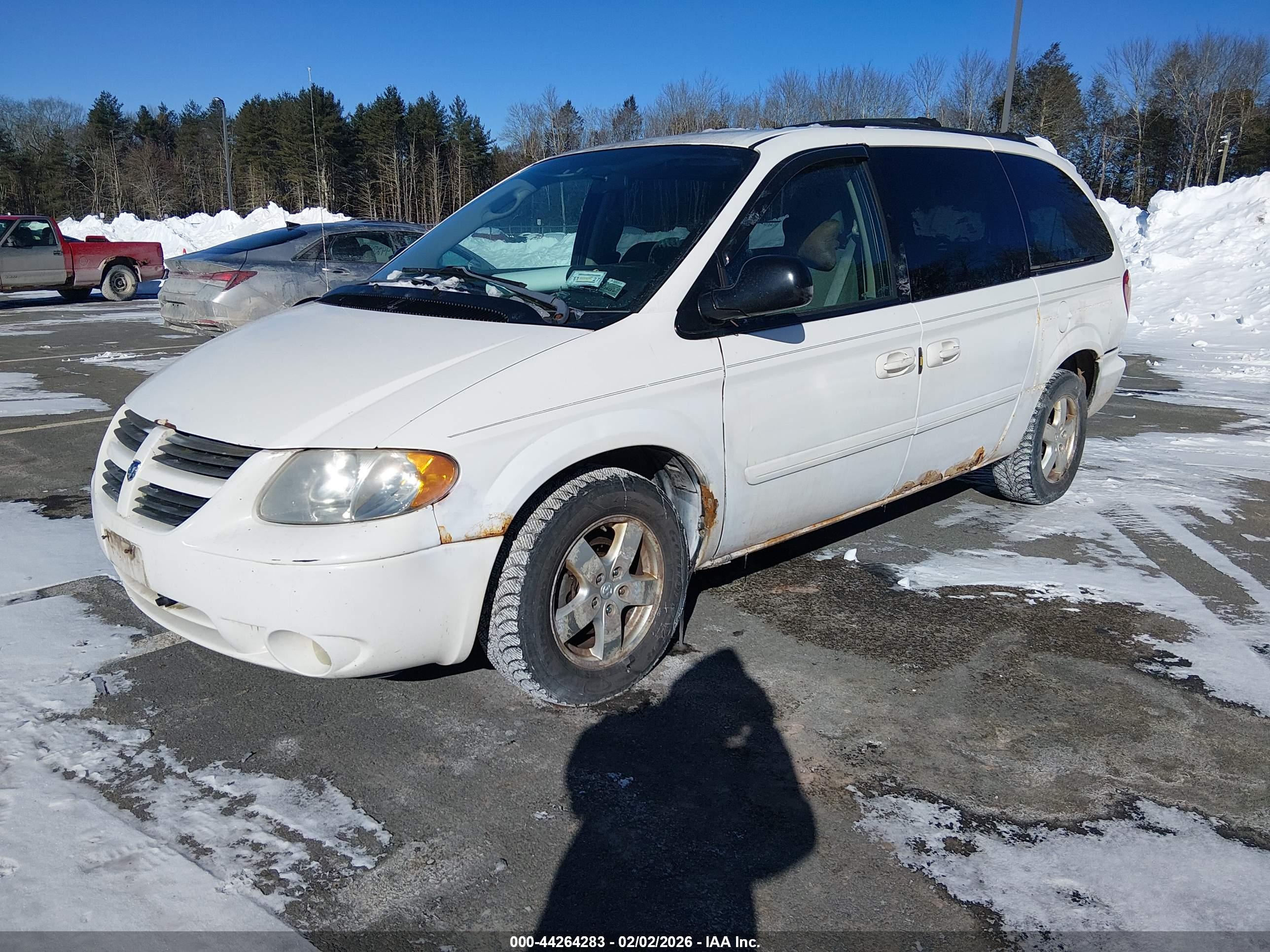 DODGE GRAND image 2