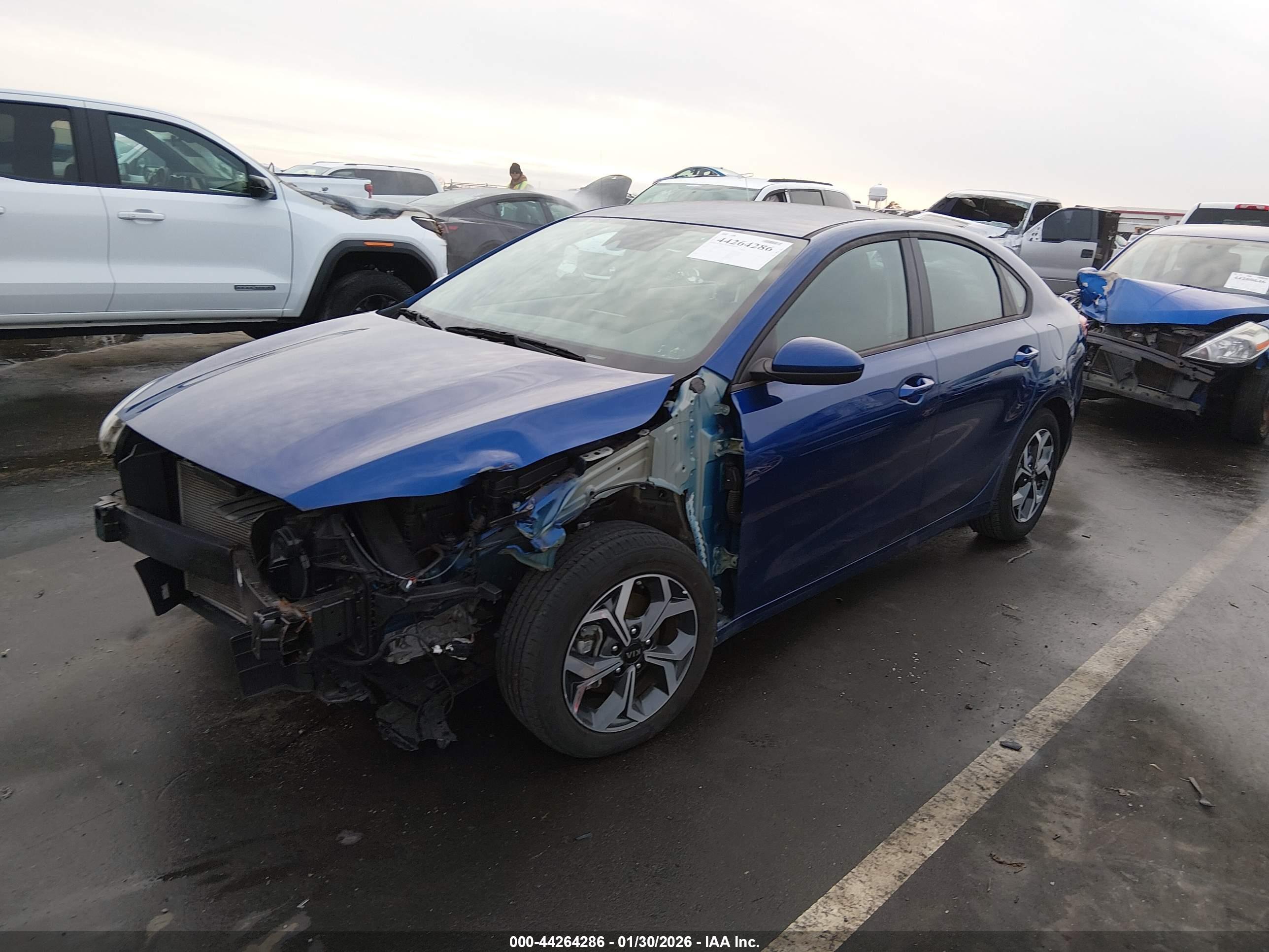 KIA FORTE image 2