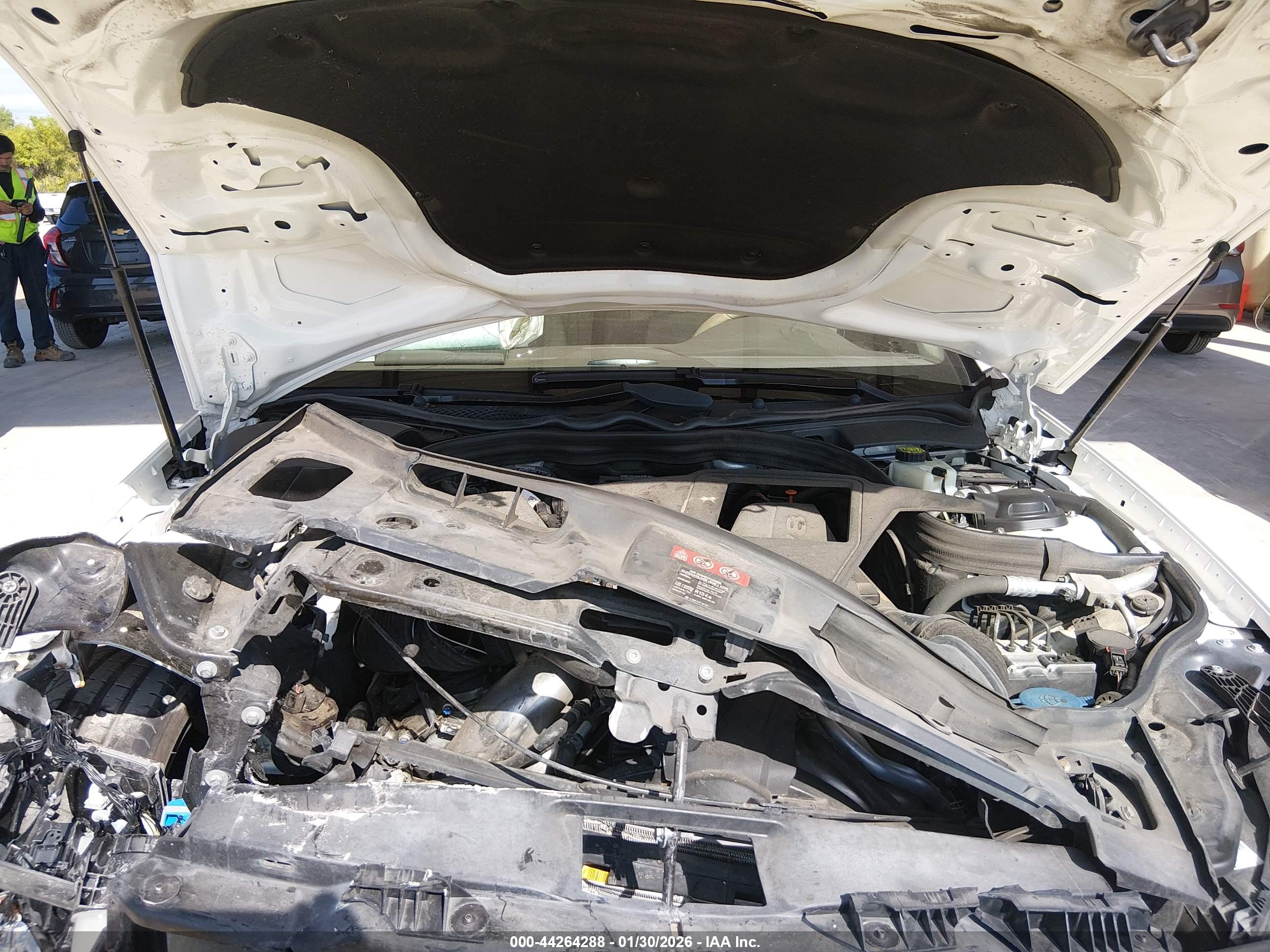 MERCEDES-BENZ CLS image 10