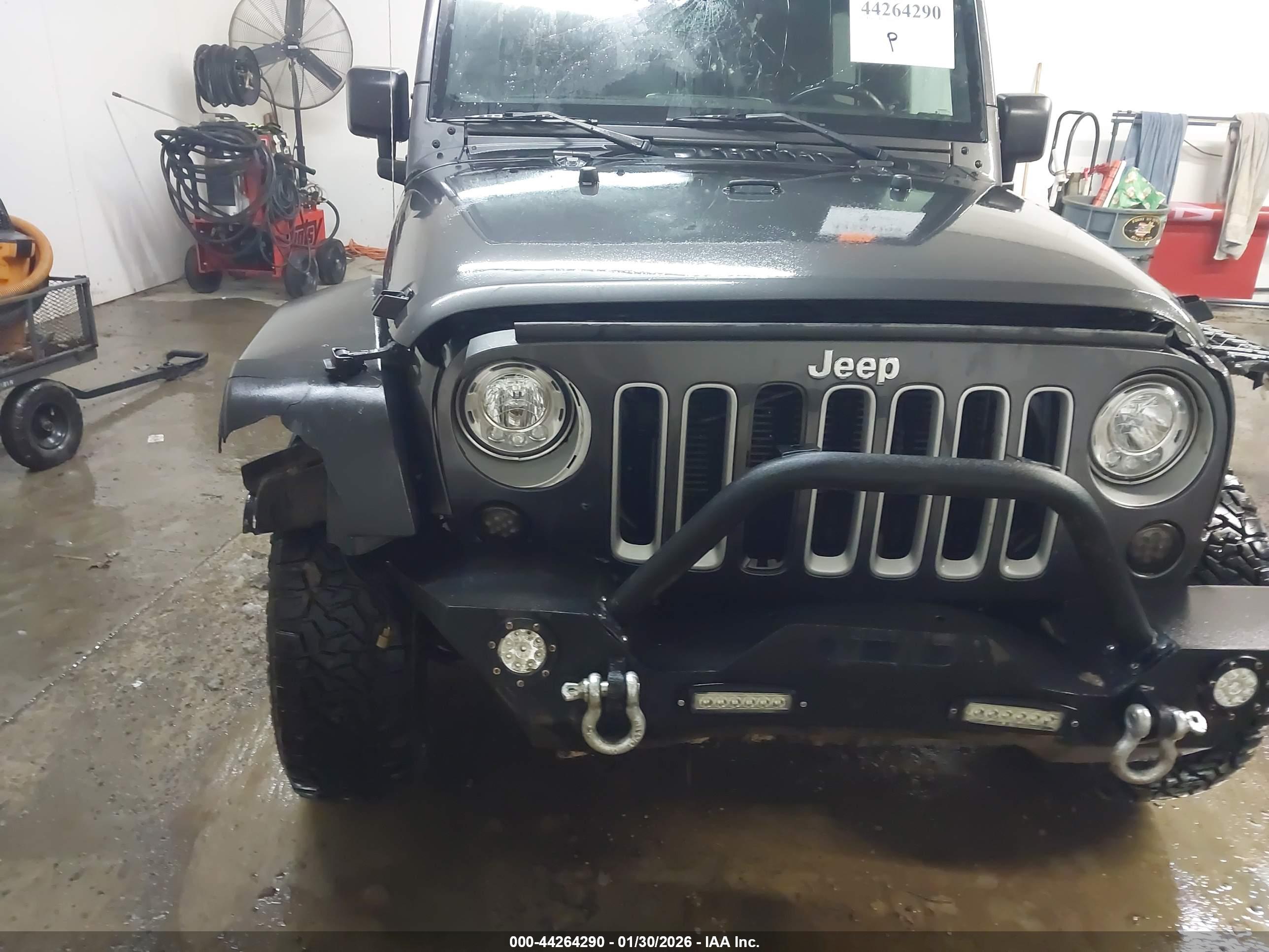 JEEP WRANGLER image 6