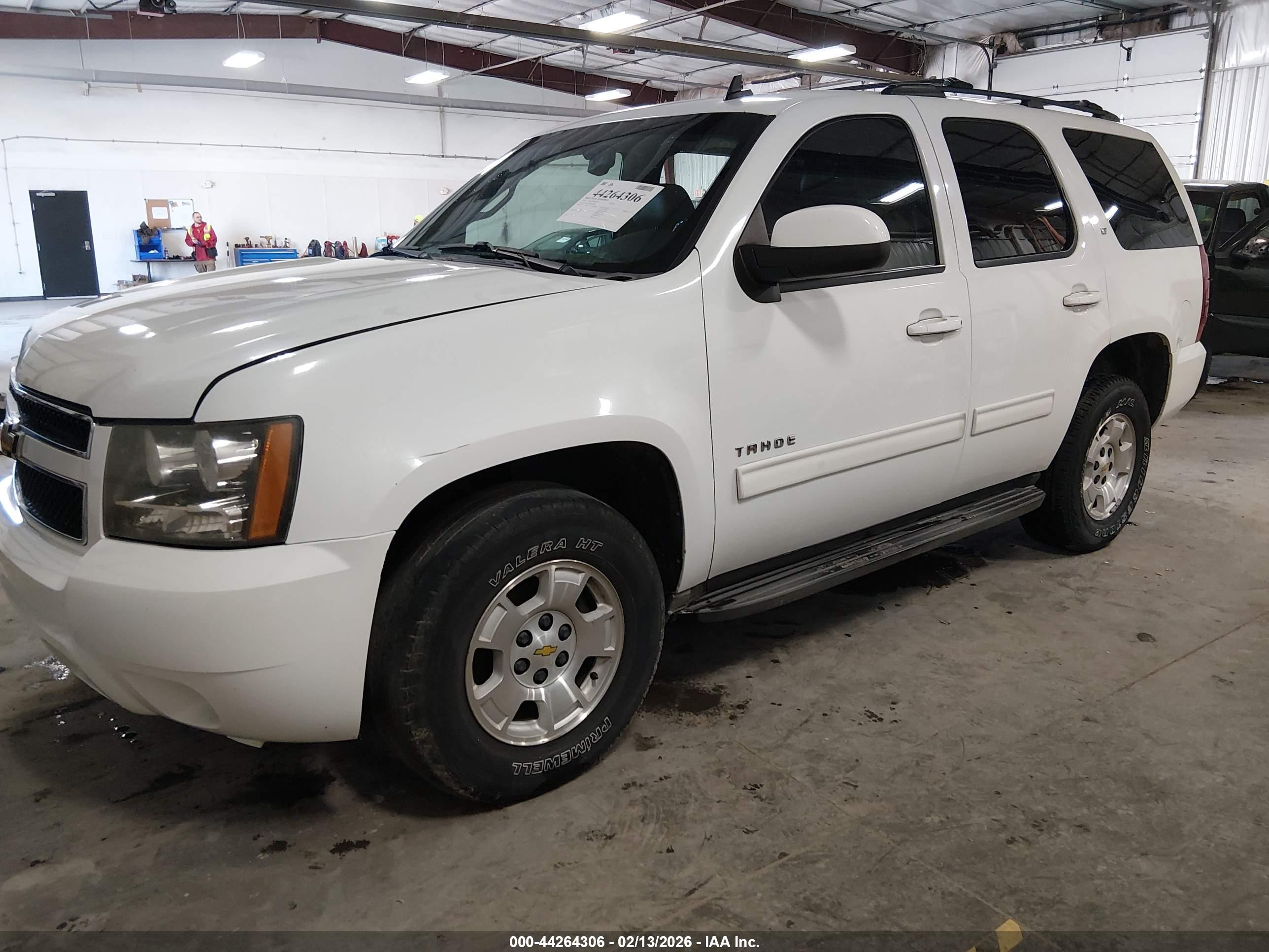 CHEVROLET TAHOE image 2