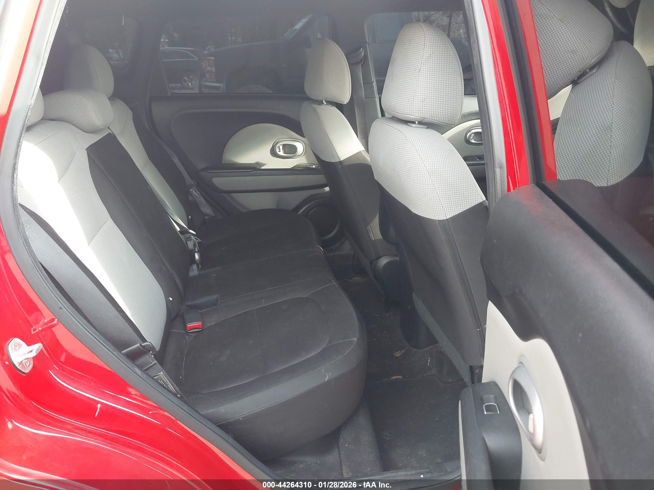 KIA SOUL image 8